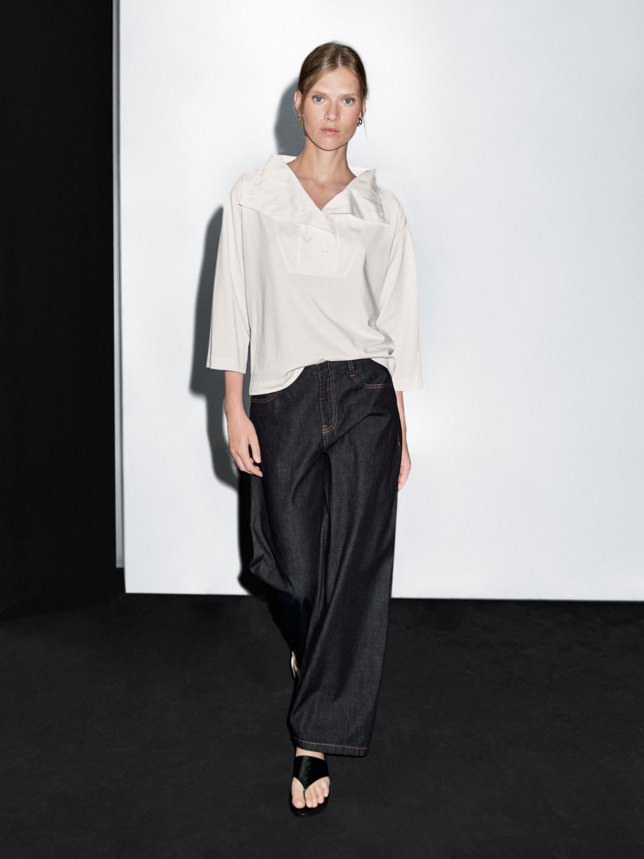 100% cotton mid-rise wide-leg jeans