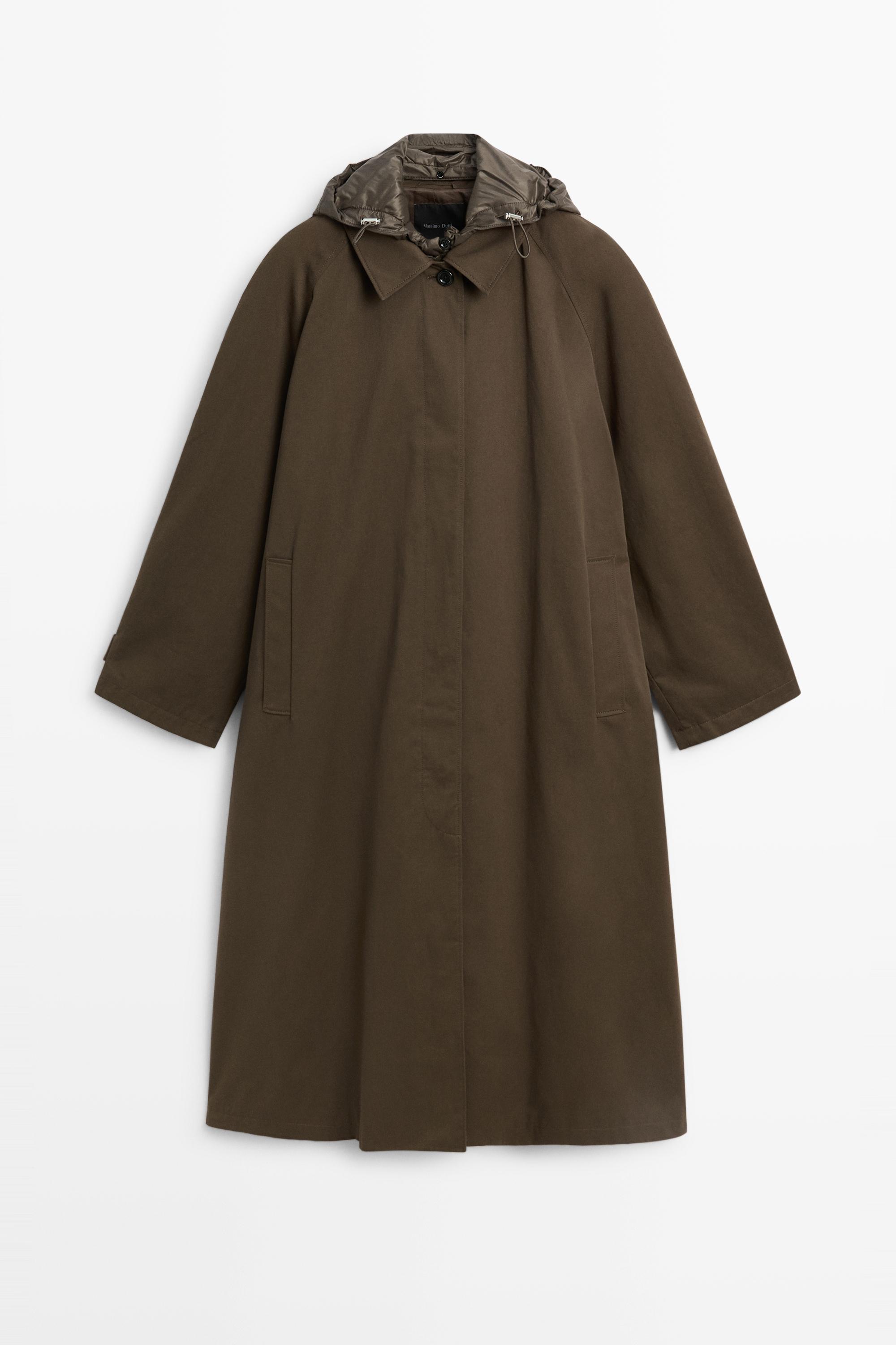 Trench capucha extraíble