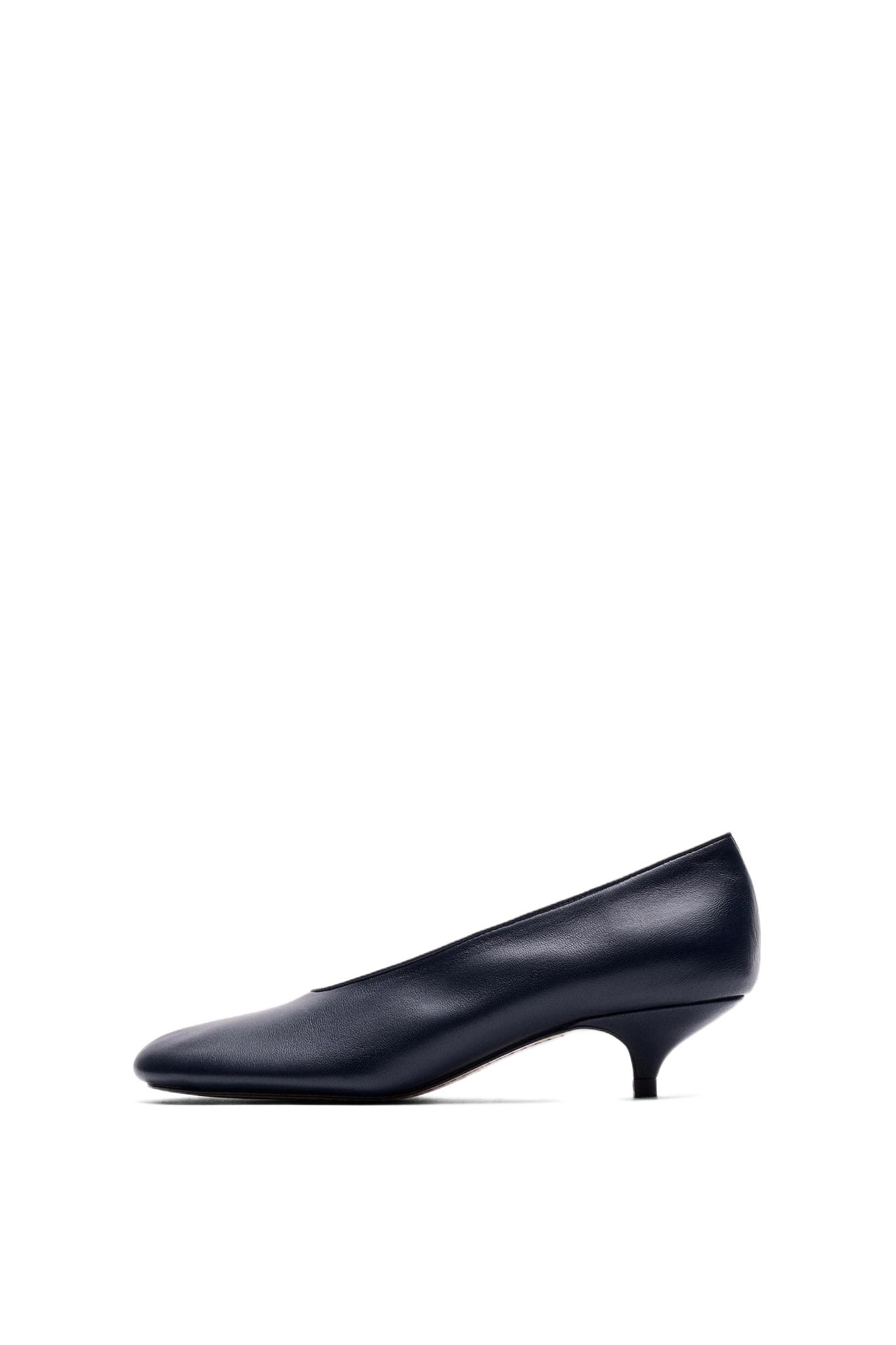 Soft leather heel shoes — BLUE