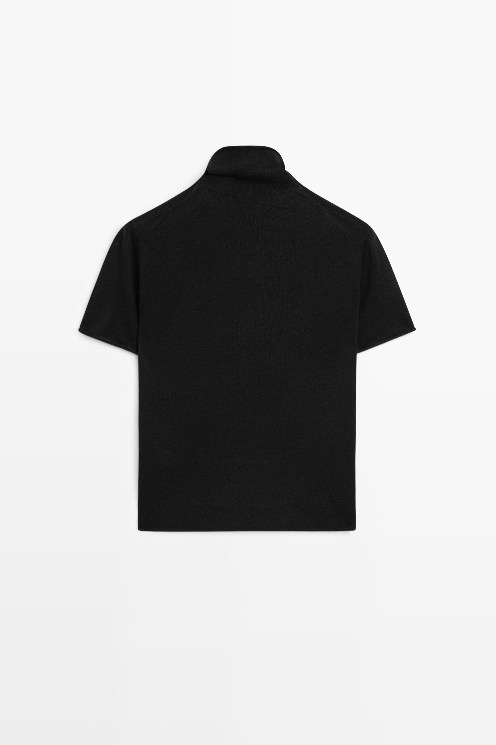 Short sleeve turtleneck knit sweater — BLACK