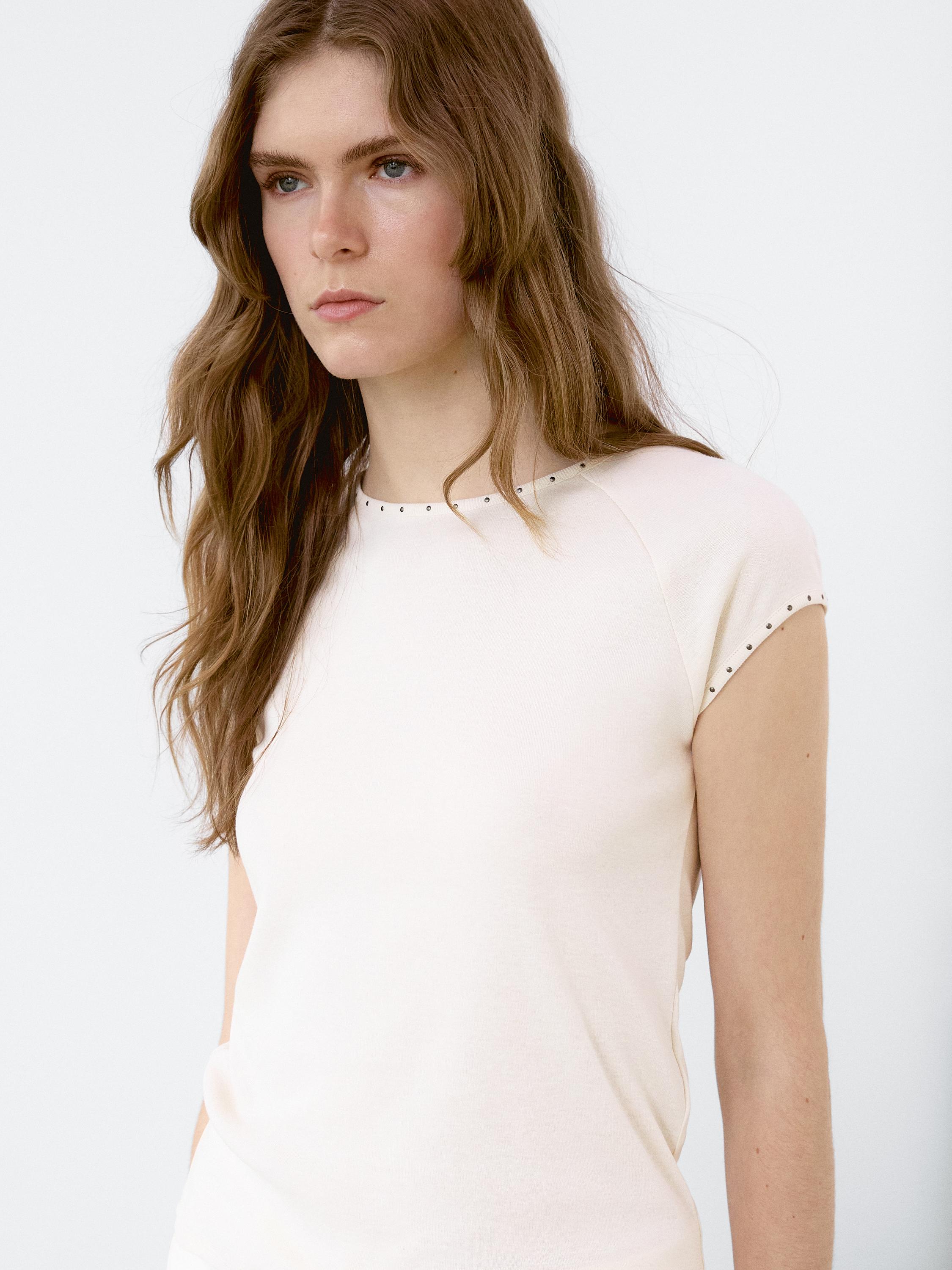 Short sleeve T-shirt with stud details