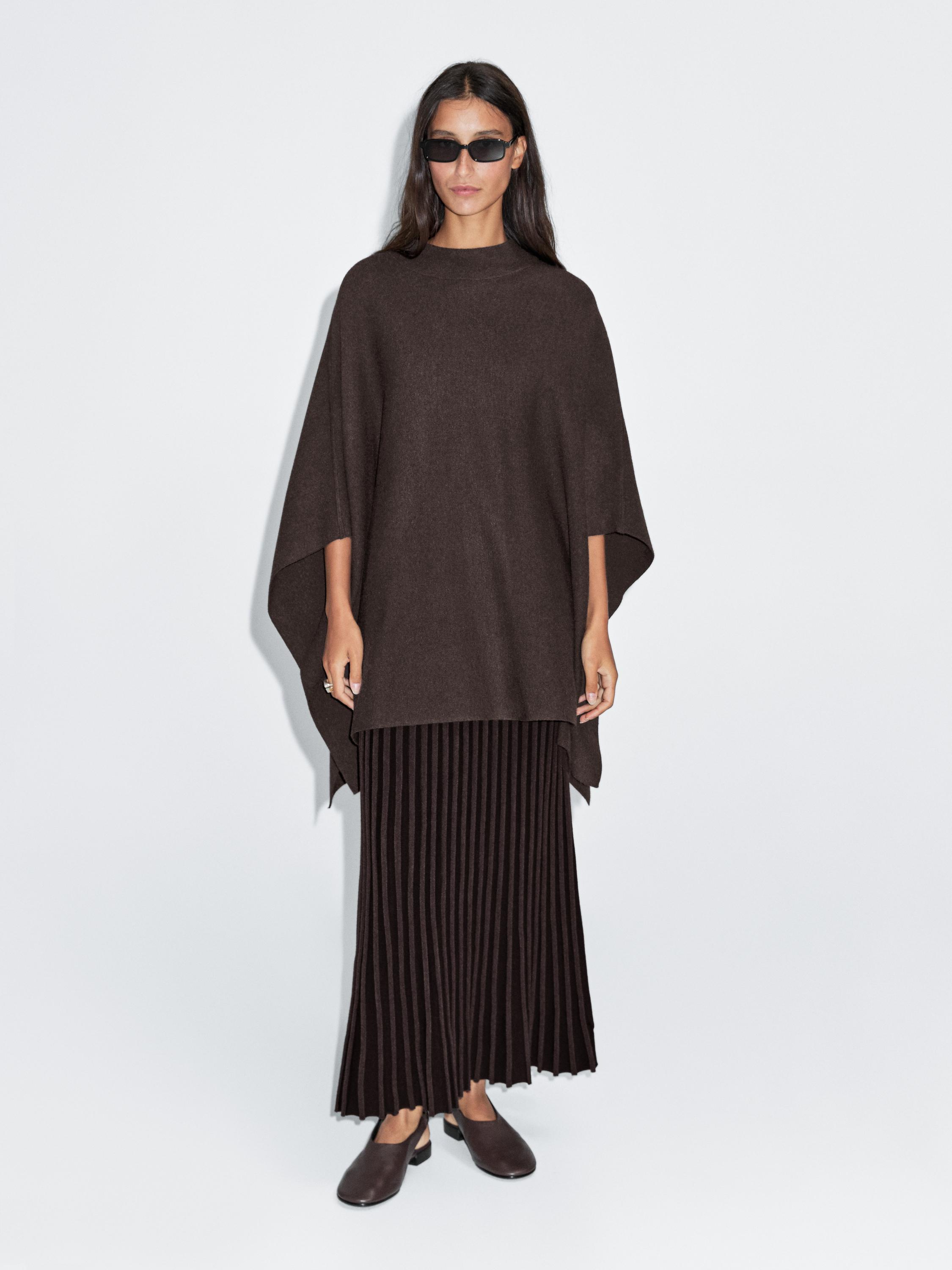 تنورة طويلة بليسيه محاكة ومتباينة