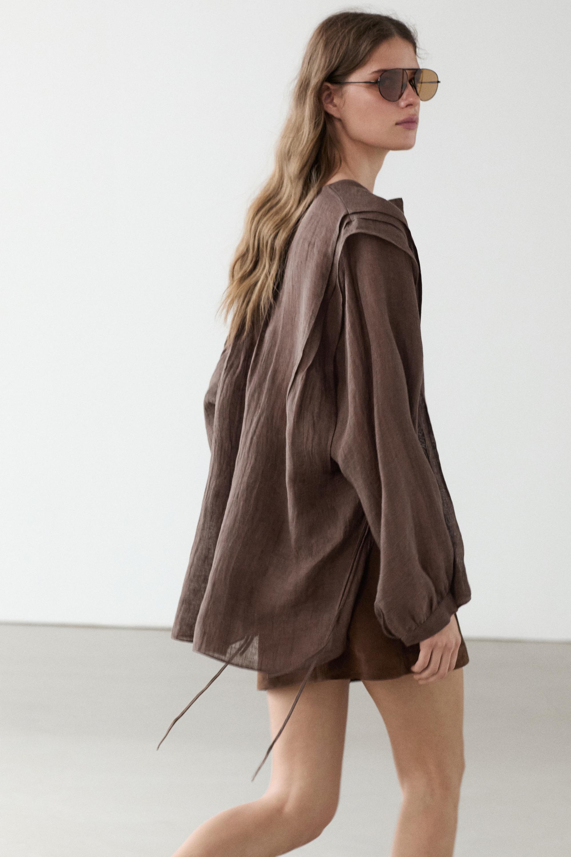 Flowing oversize linen blouse with ruffles — BROWN