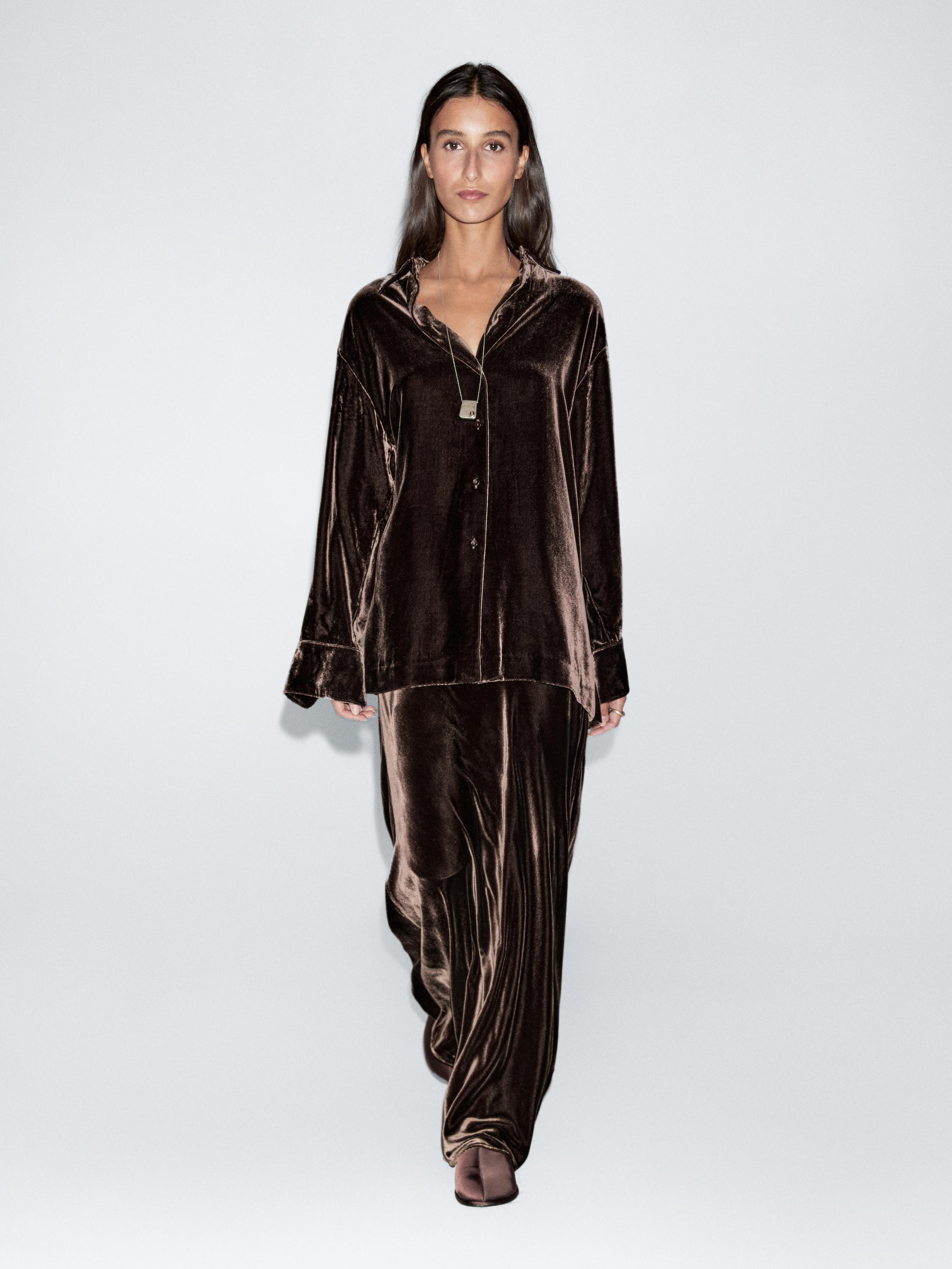 قميص مخملي طويل