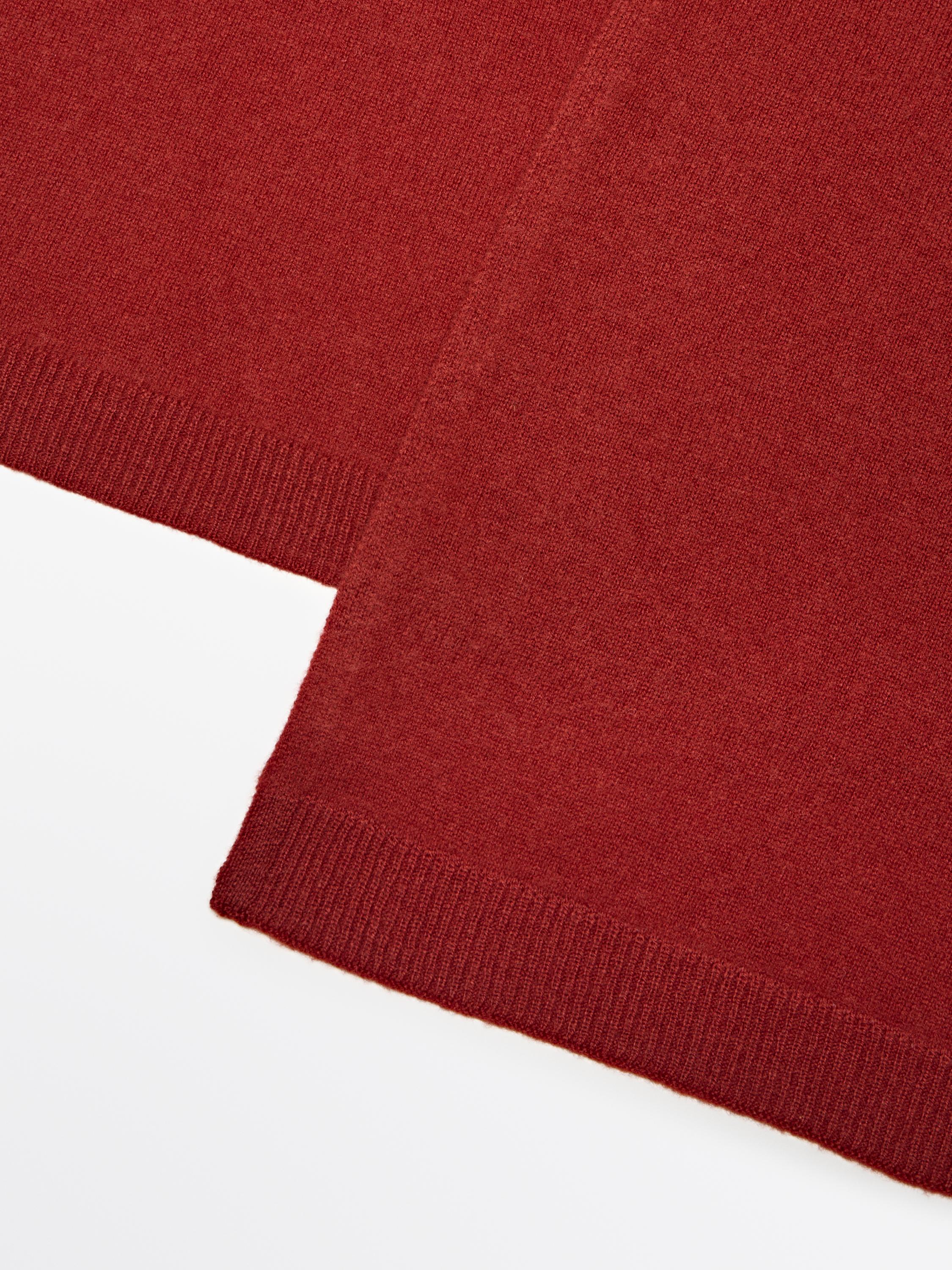 Fine wool blend scarf