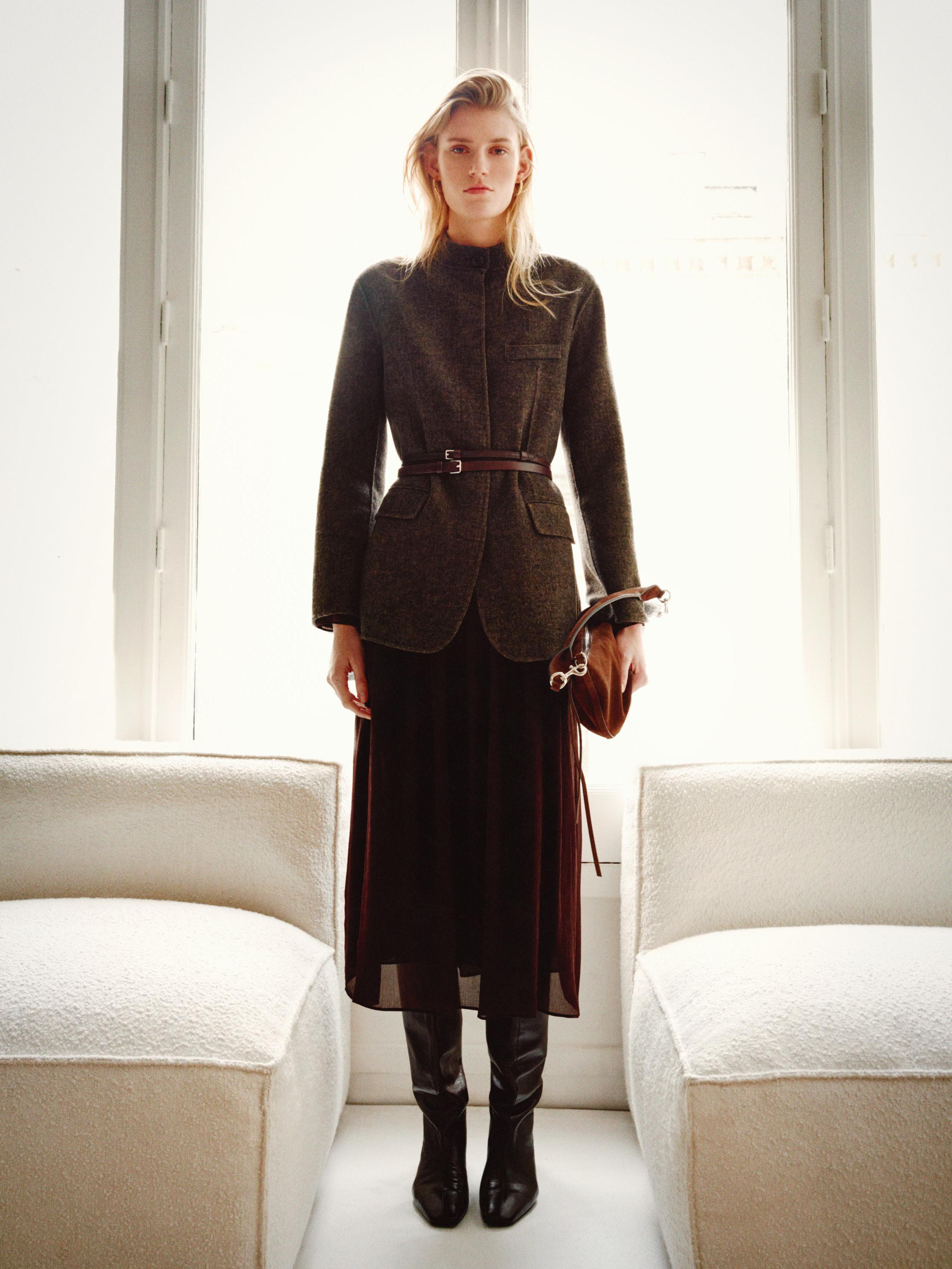 Flowing midi dress with gathered detail — BROWN