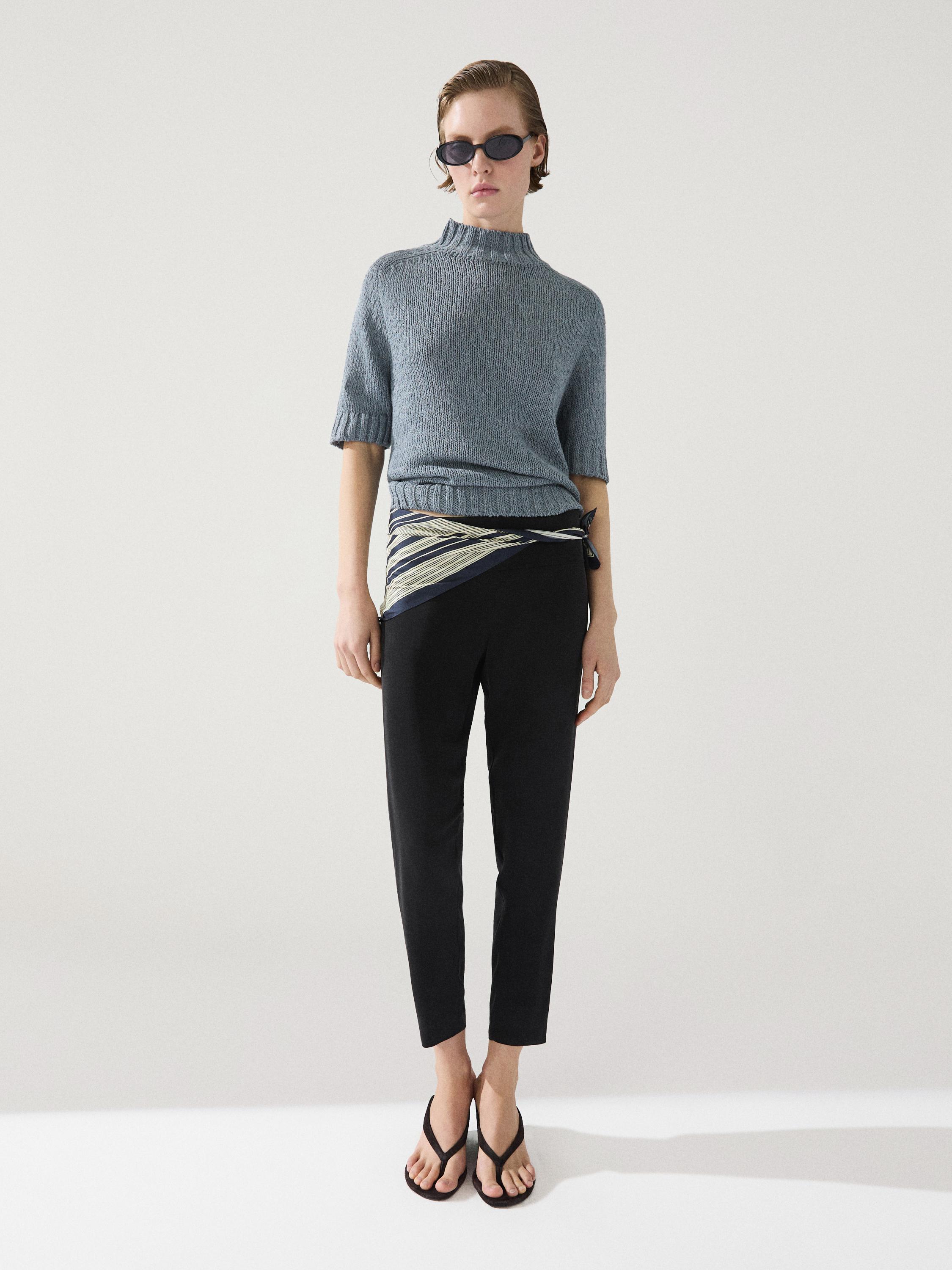 Pantalón capri con lino