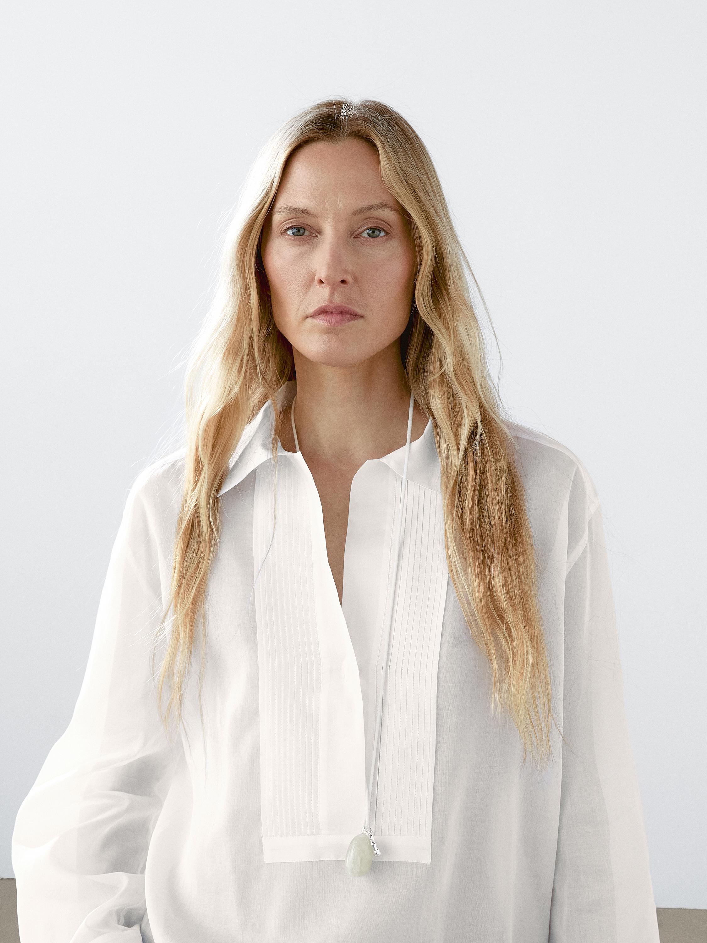 Lightweight cotton shirt with pintucks
