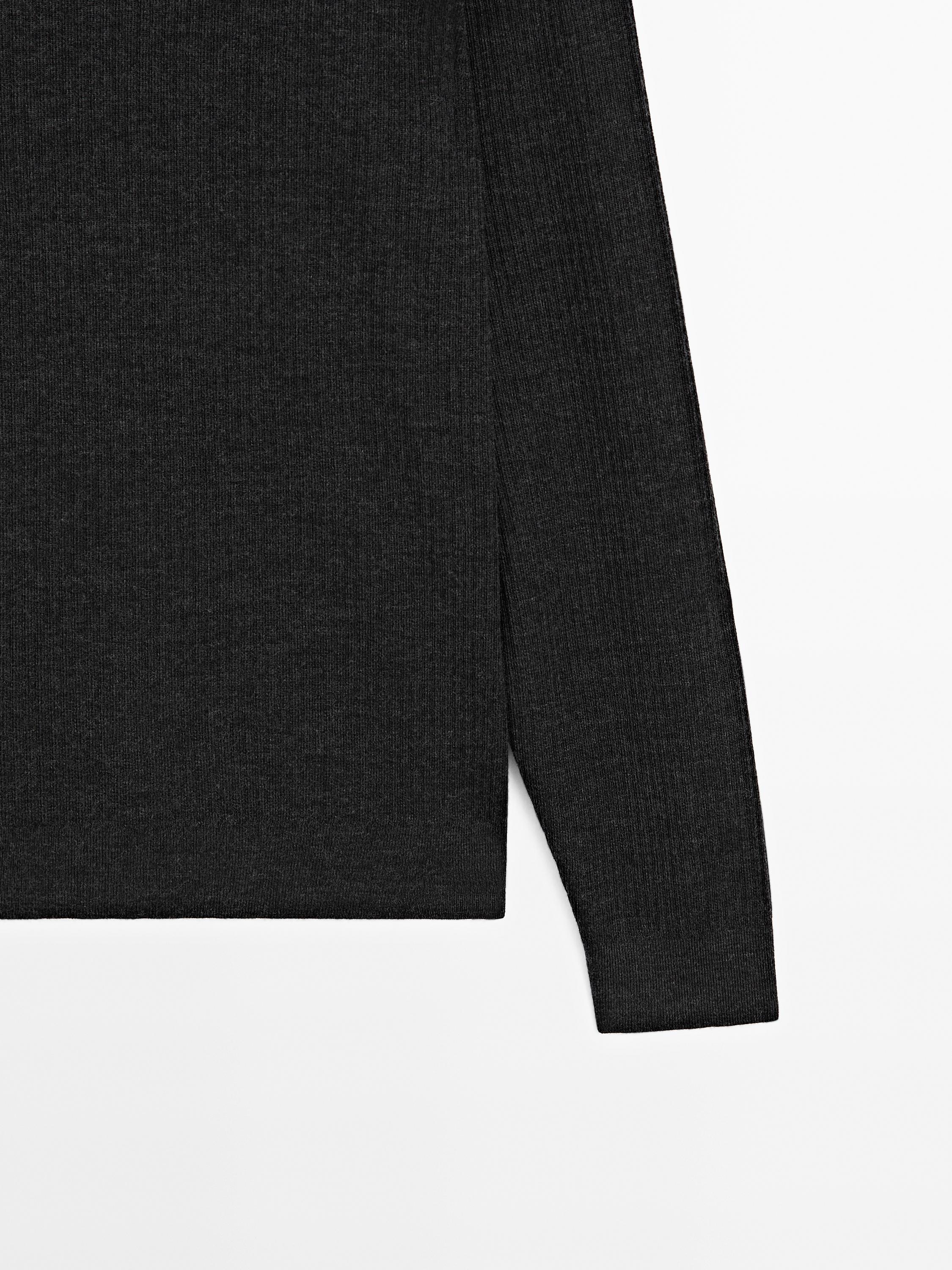Maglia lavorata 100% lana merino