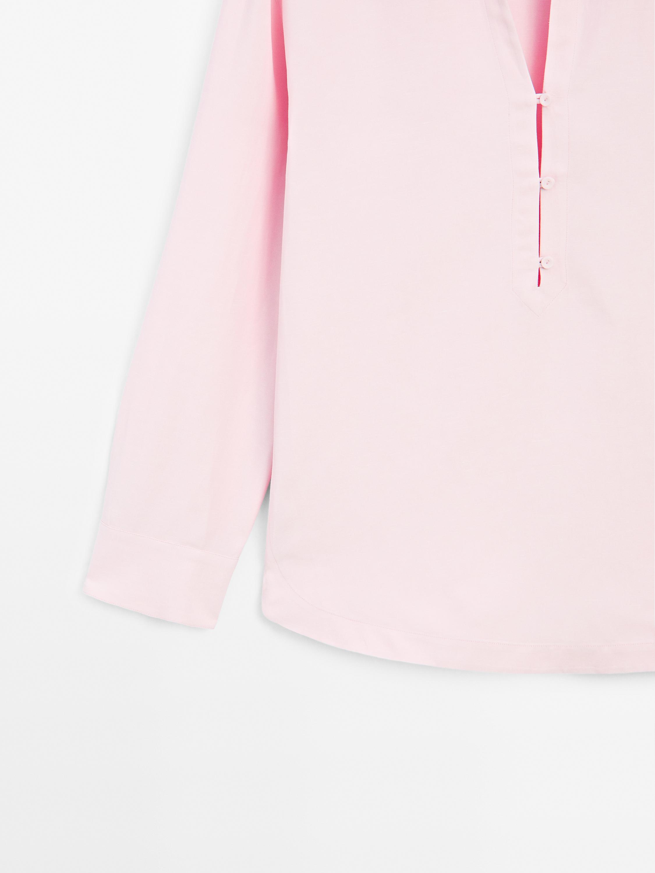 Lightweight blouse with polo collar