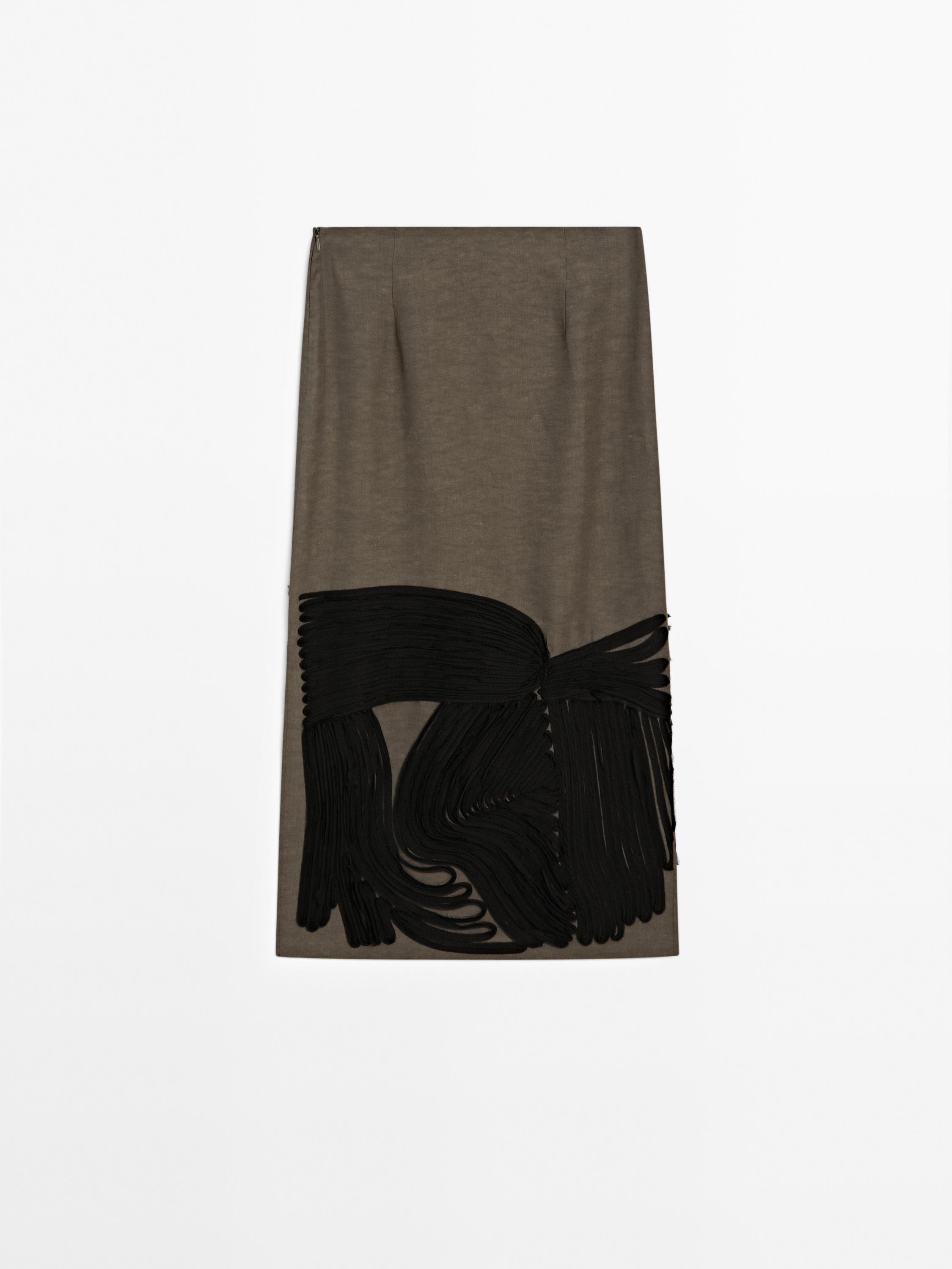 Midi skirt with contrasting trims