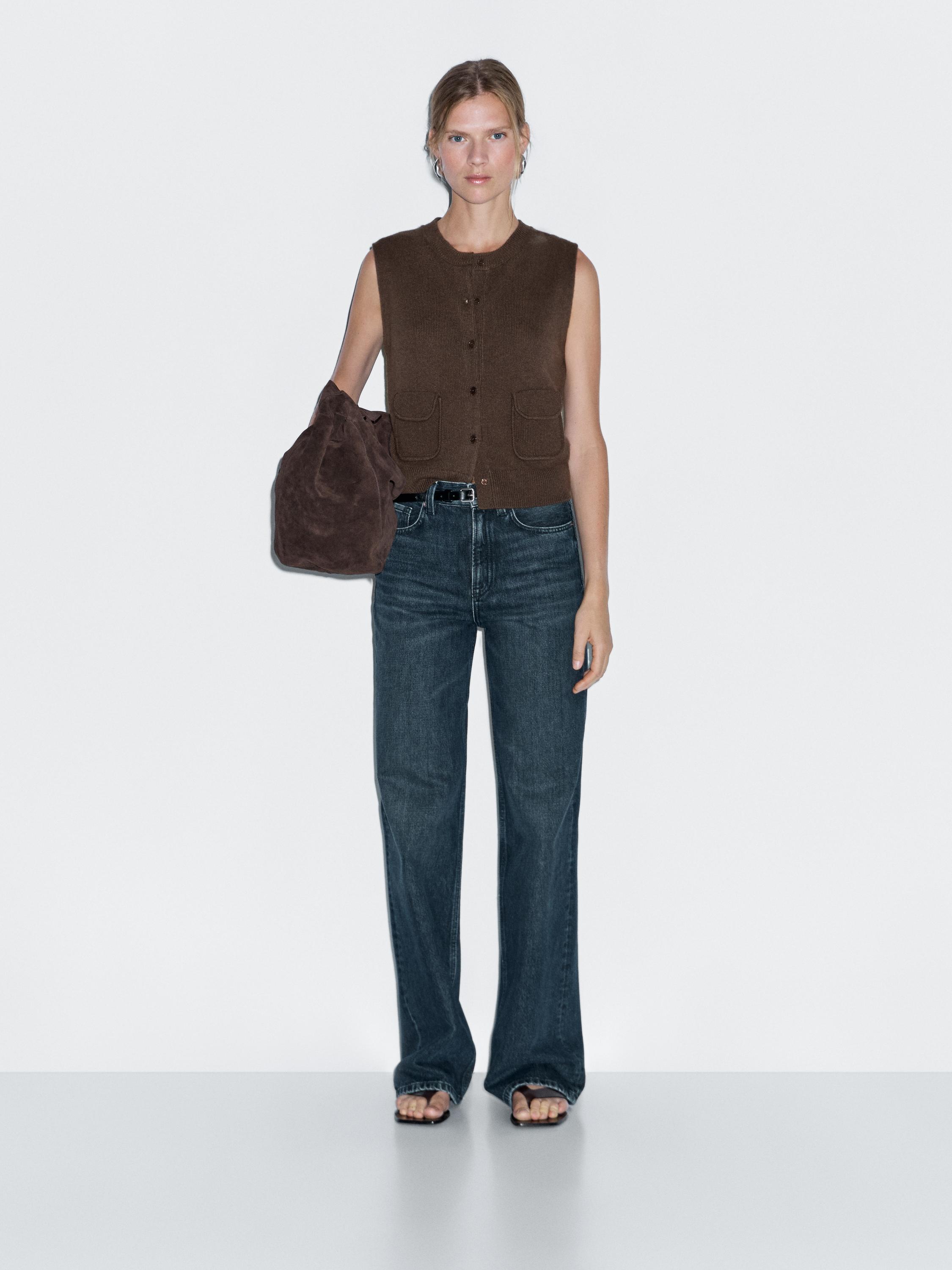 Wool blend vest with pocket details