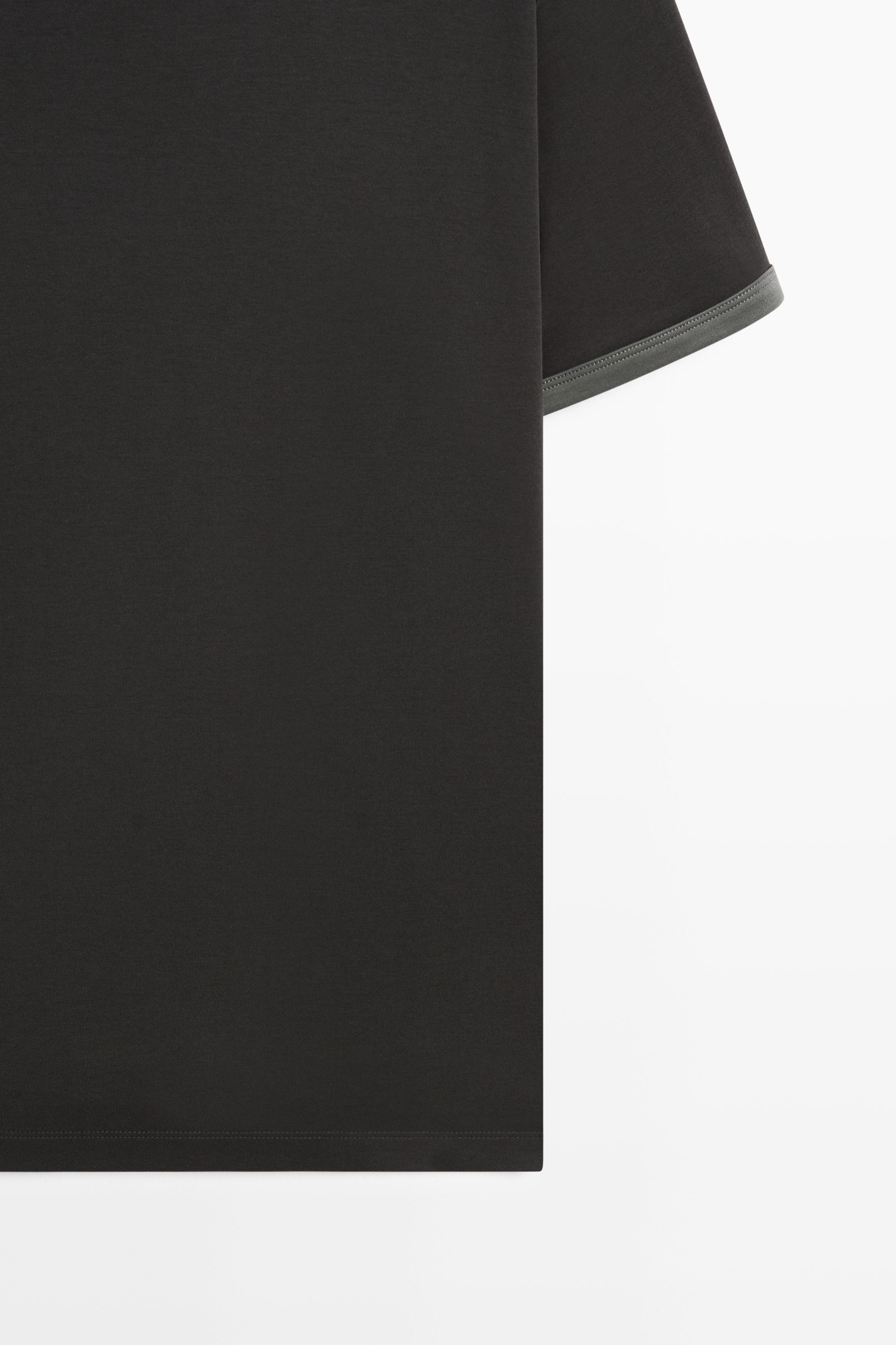100% cotton contrast neck T-shirt — LEAD
