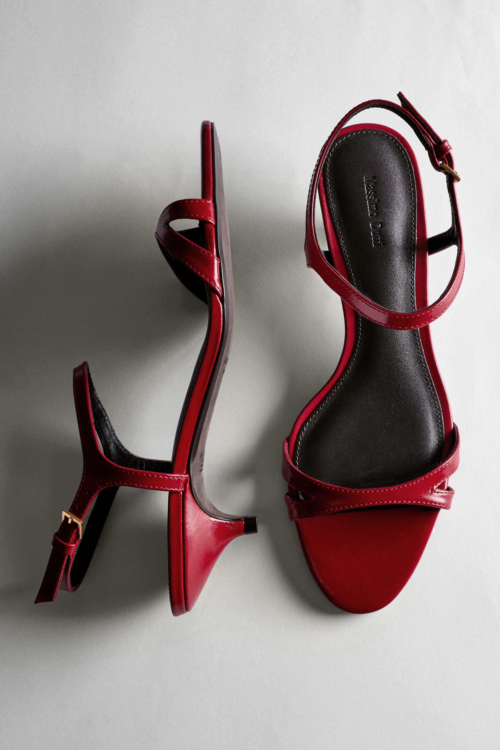 Low-heel leather sandal - MADE IN SPAIN — RED