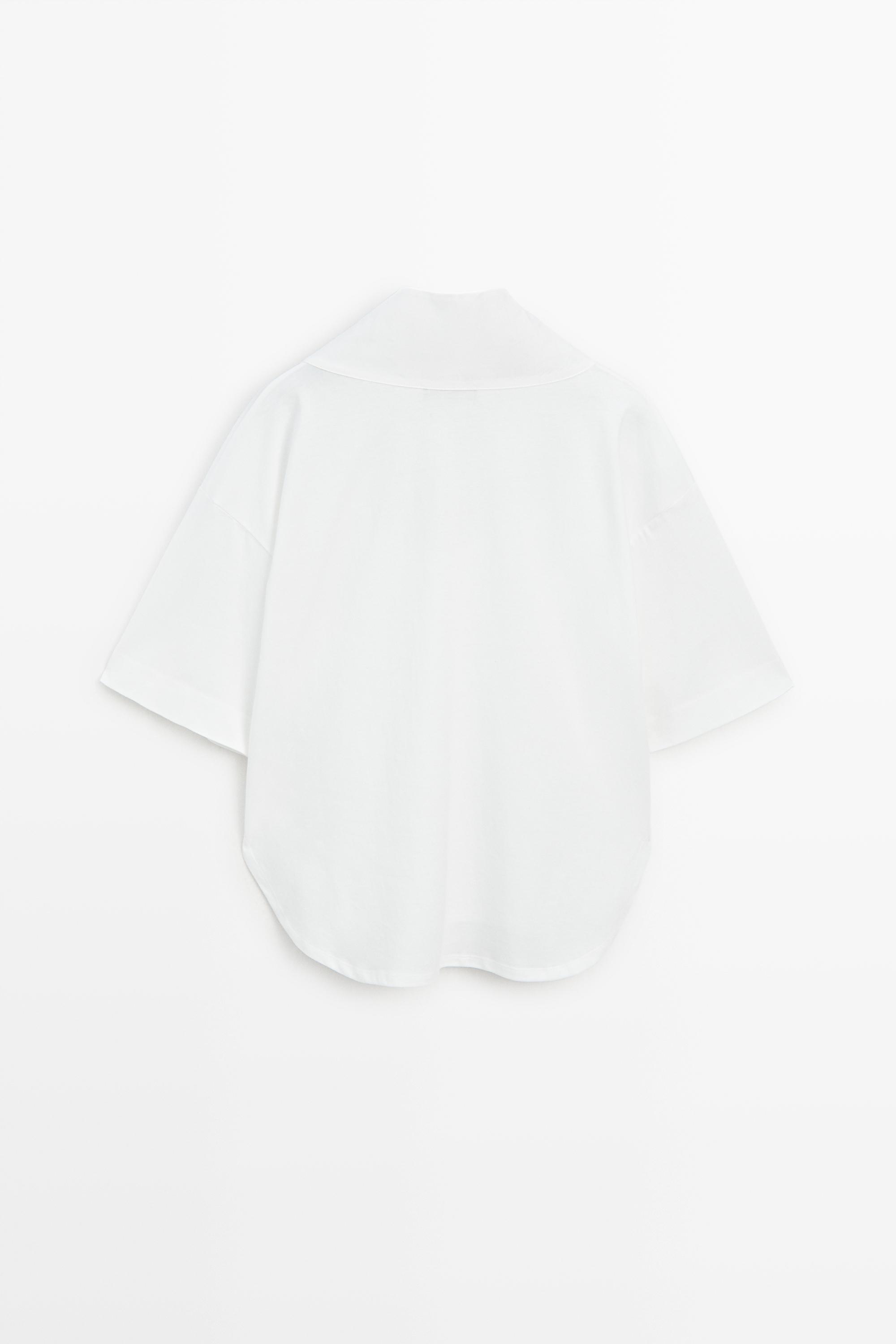 Short sleeve cotton blouse with open neck — Off white