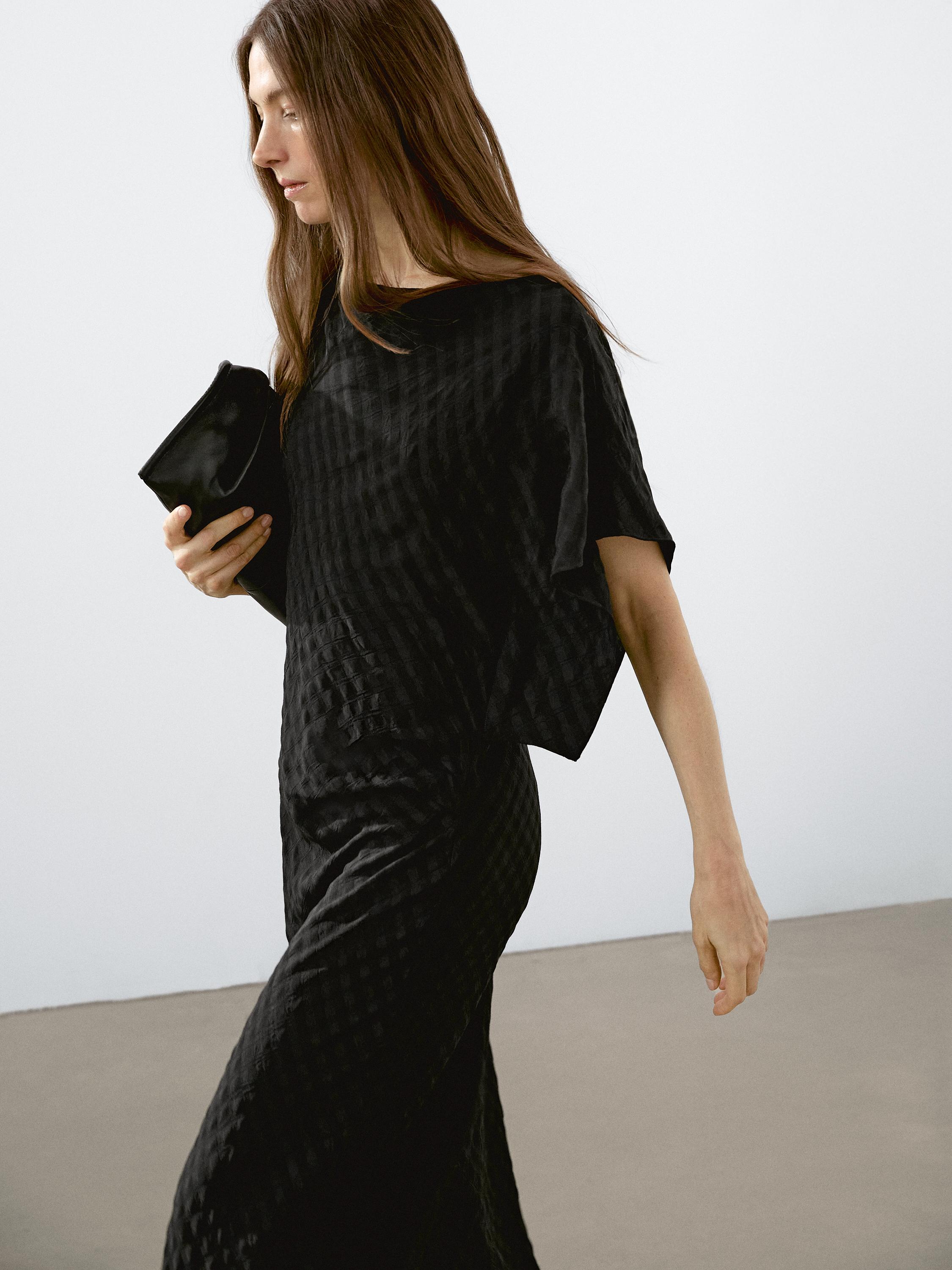 Robe longue fluide texturée