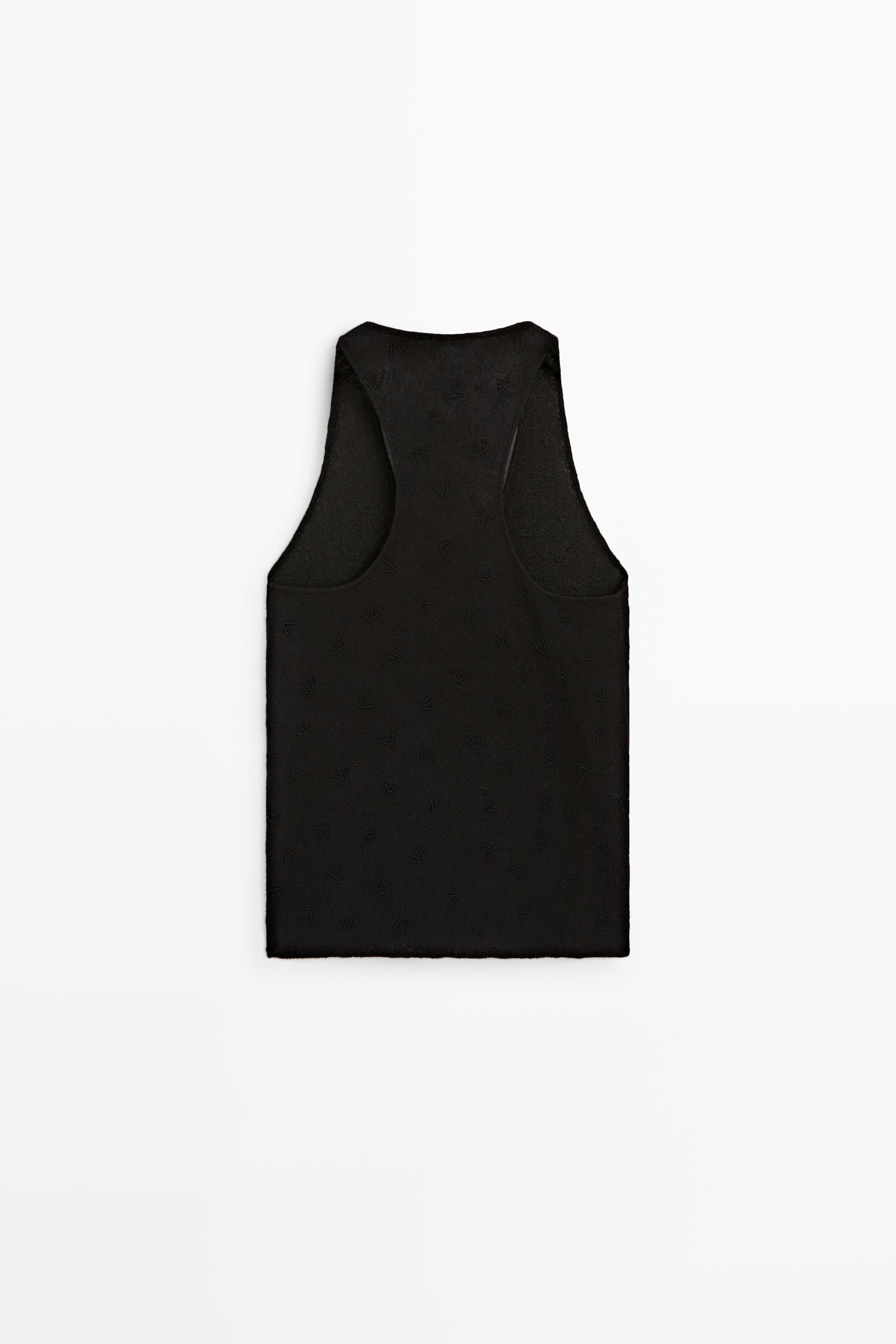 Flowing top with embroidery — BLACK