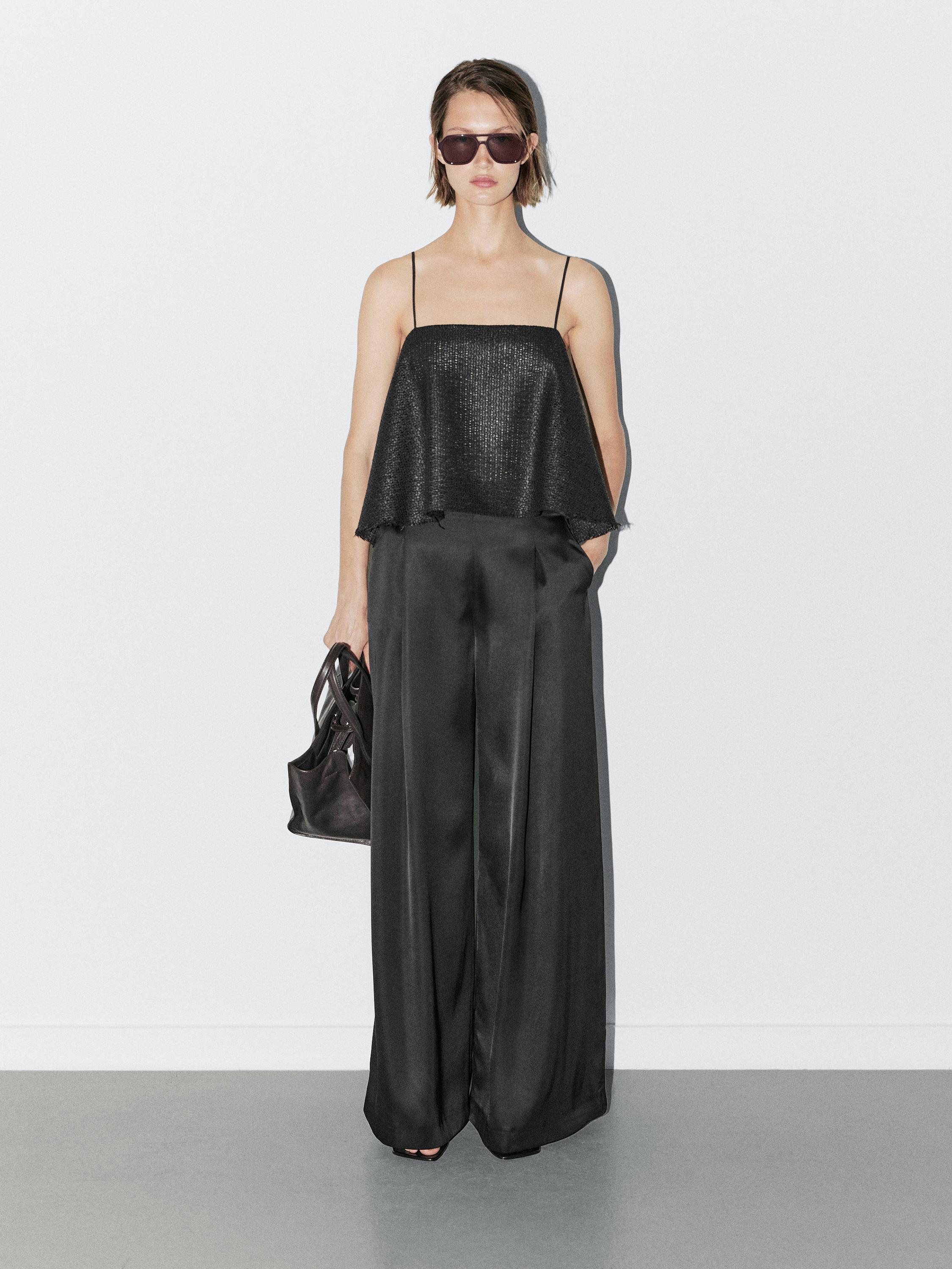 توب فضفاض بفتحة صدر مستقيمة - STUDIO