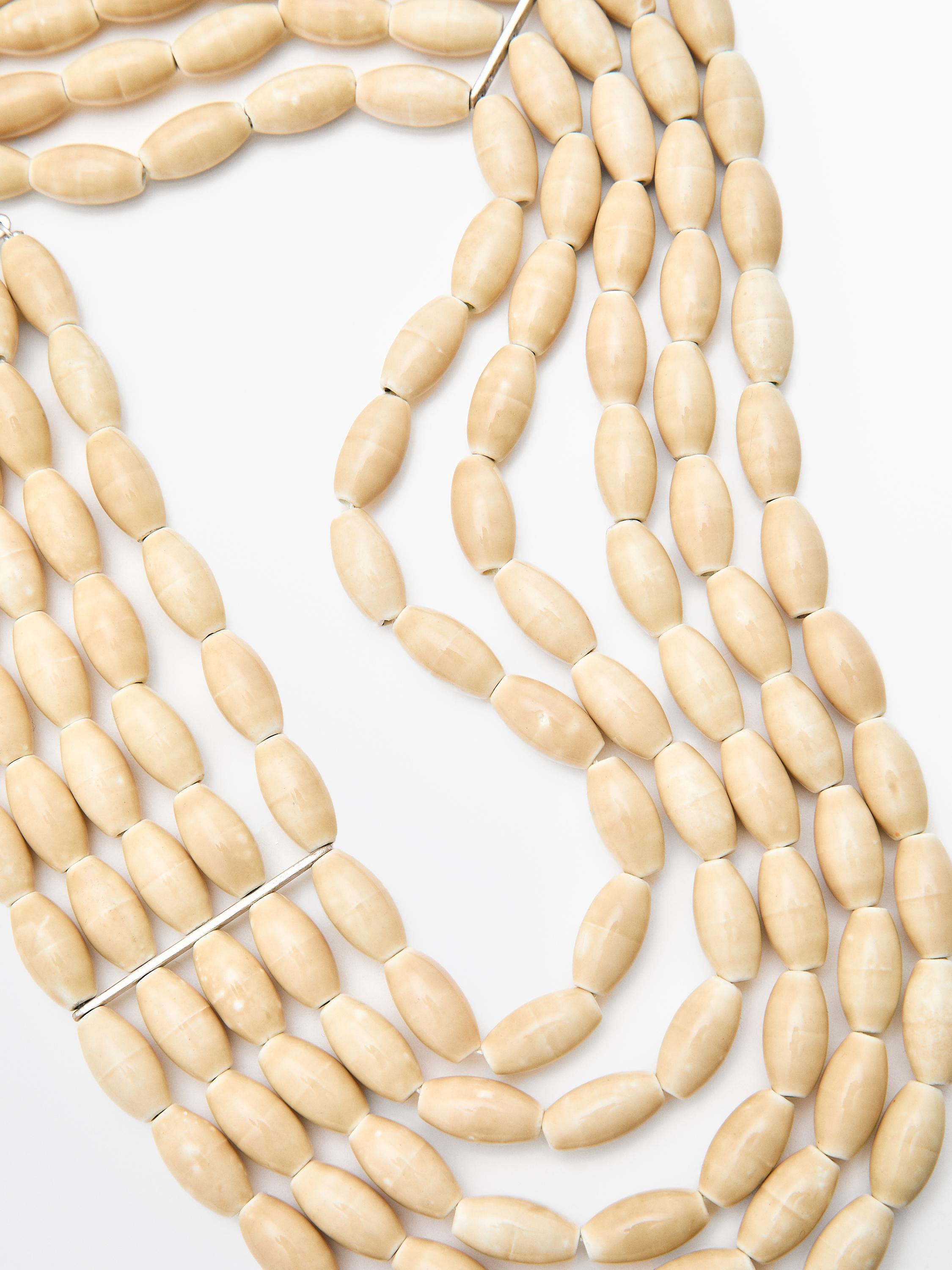 عقد عريض خزف