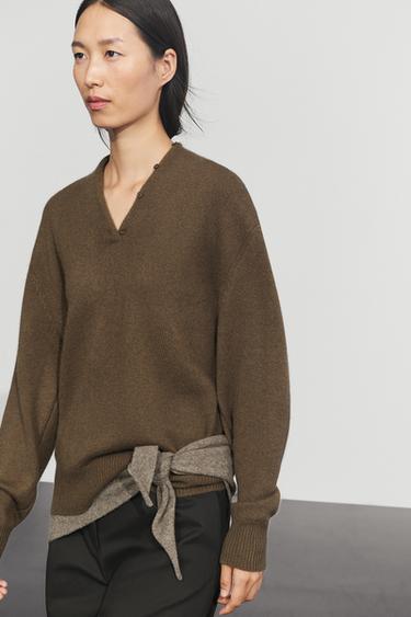 100% cashmere knit sweater with button detail — BROWN MARL 3