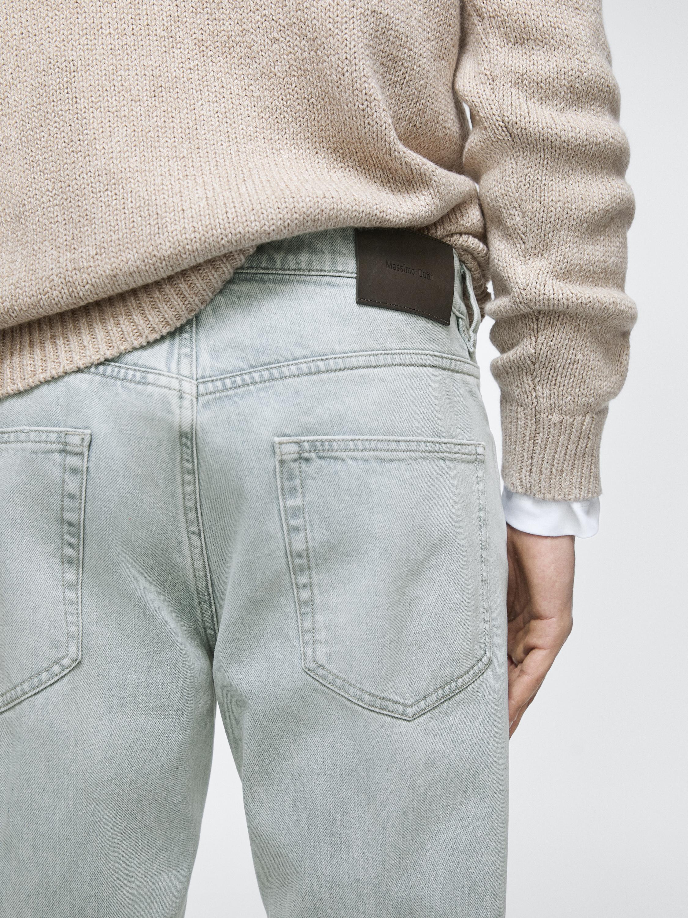 Tapered fit jeans — Light Blue