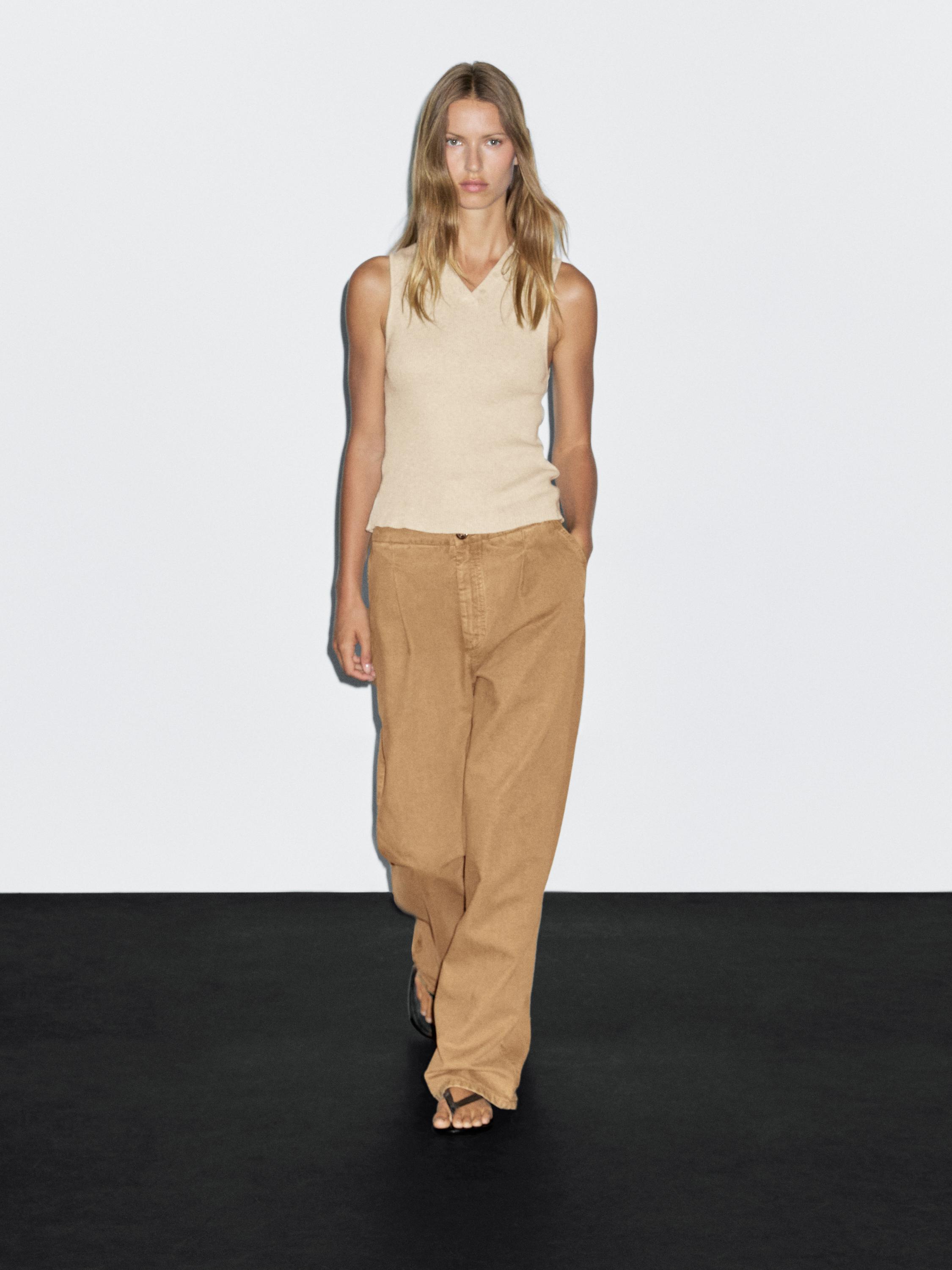 Celana panjang relaxed fit pinggang tinggi