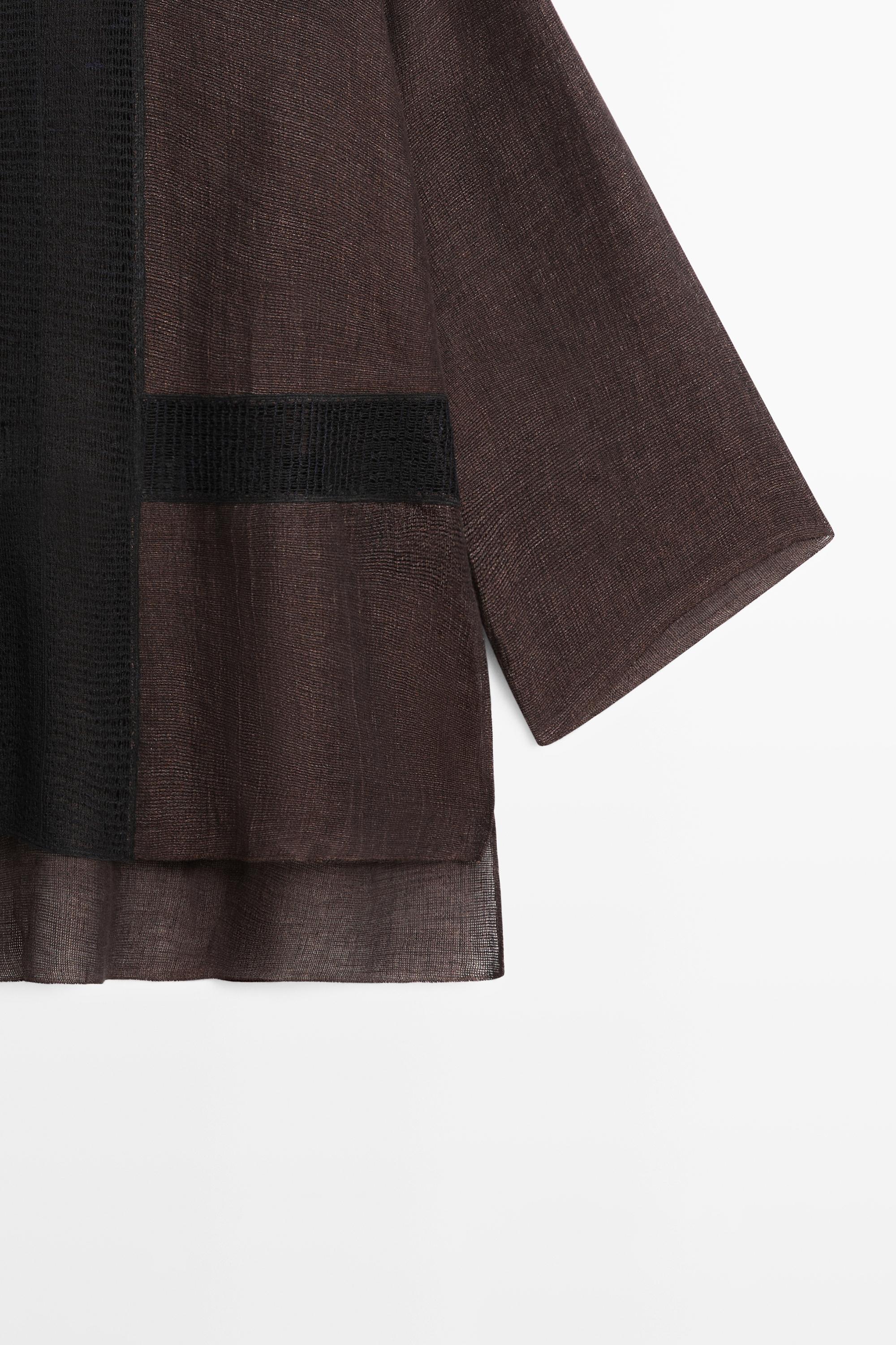 Flowing oversize linen blend blouse with lace trim — BROWN MARL