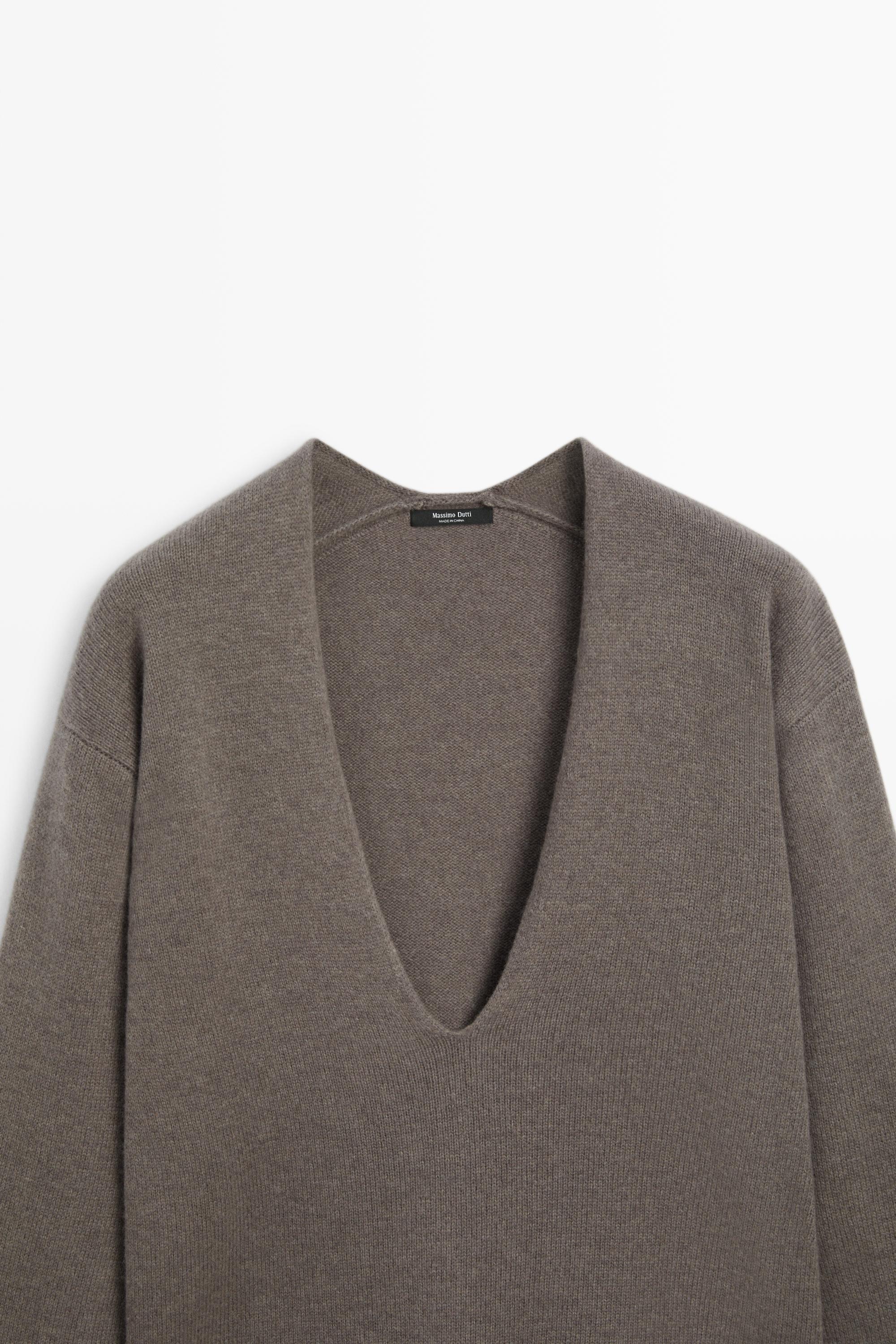 Long-line knit sweater with neckline detail — TAUPE GREY