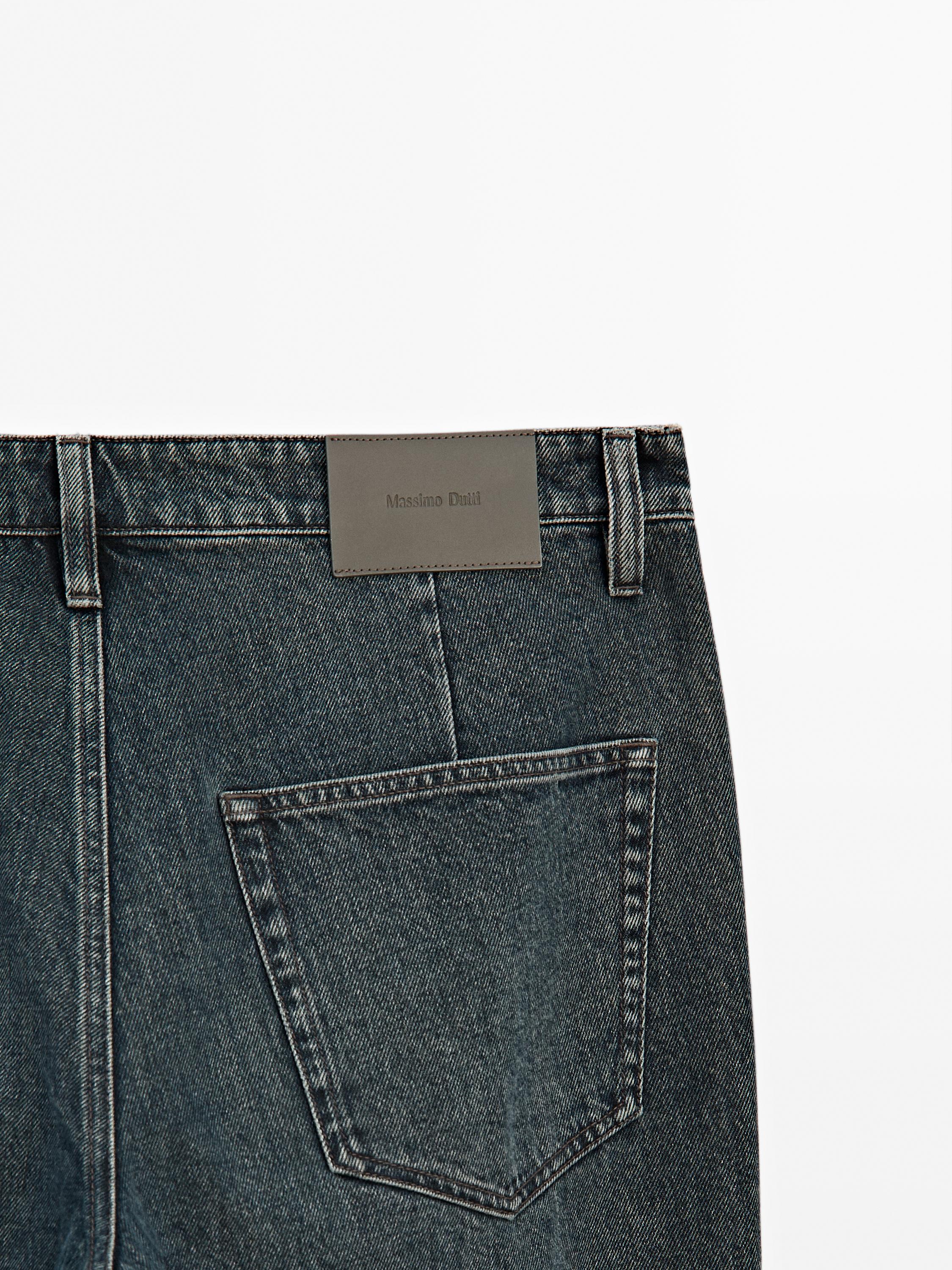 Toelopende jeans