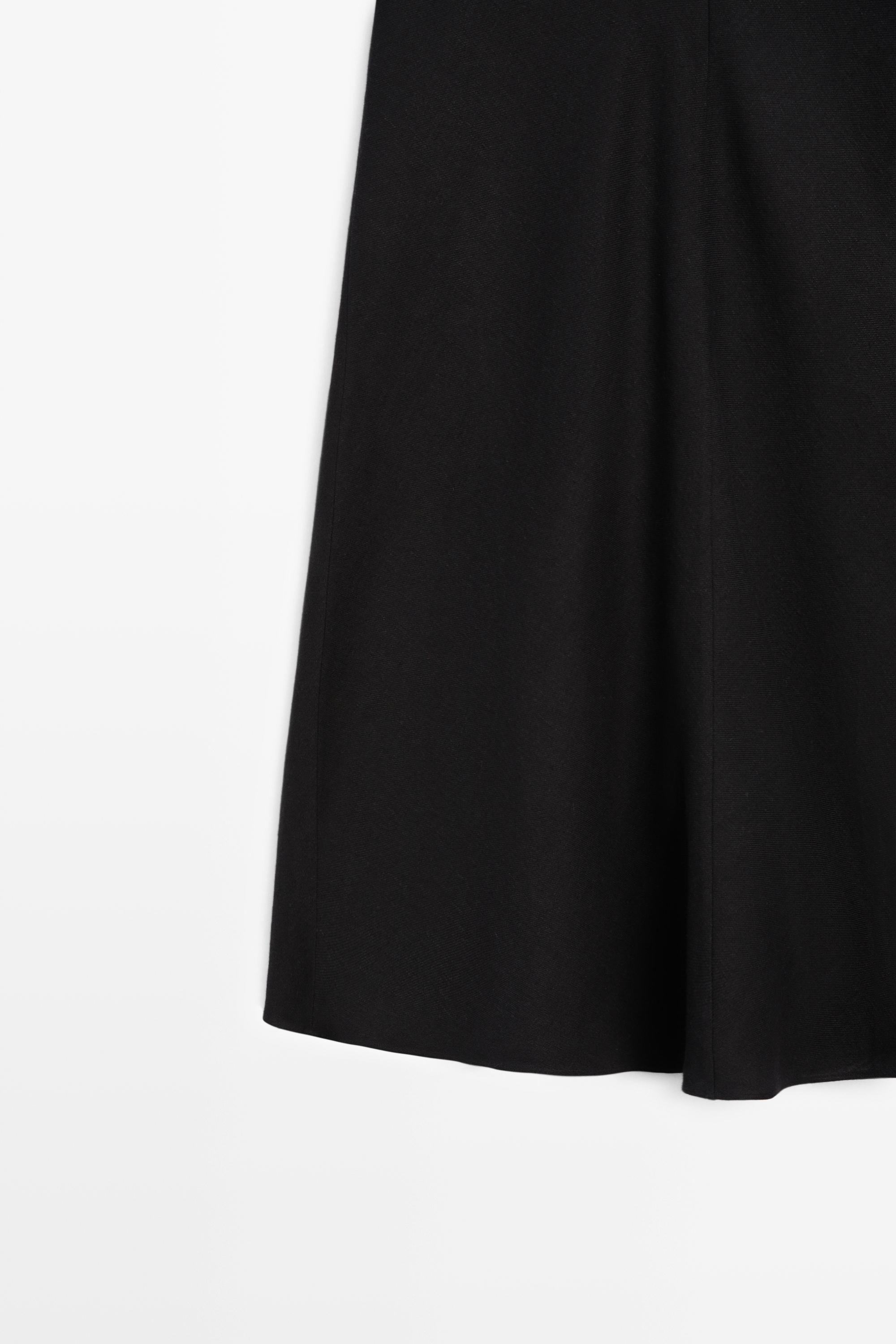 Straight linen midi skirt — BLACK