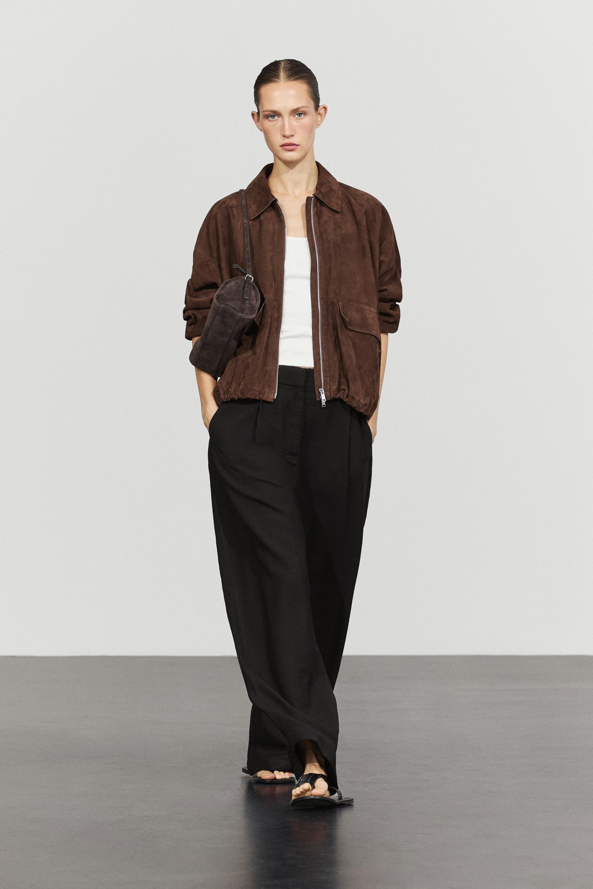 Pleated barrel fit pants — BLACK