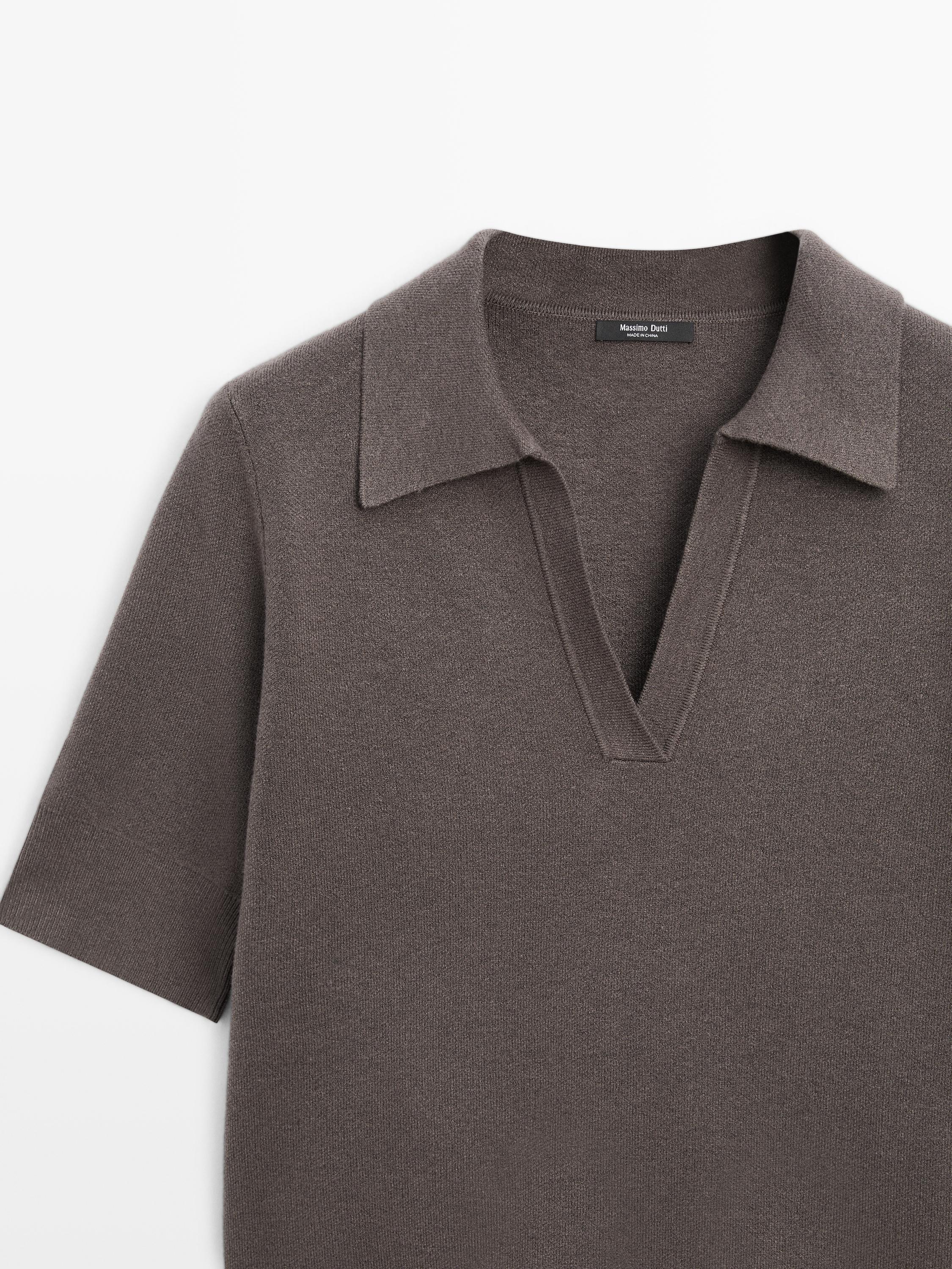 Short sleeve V-neck polo sweater