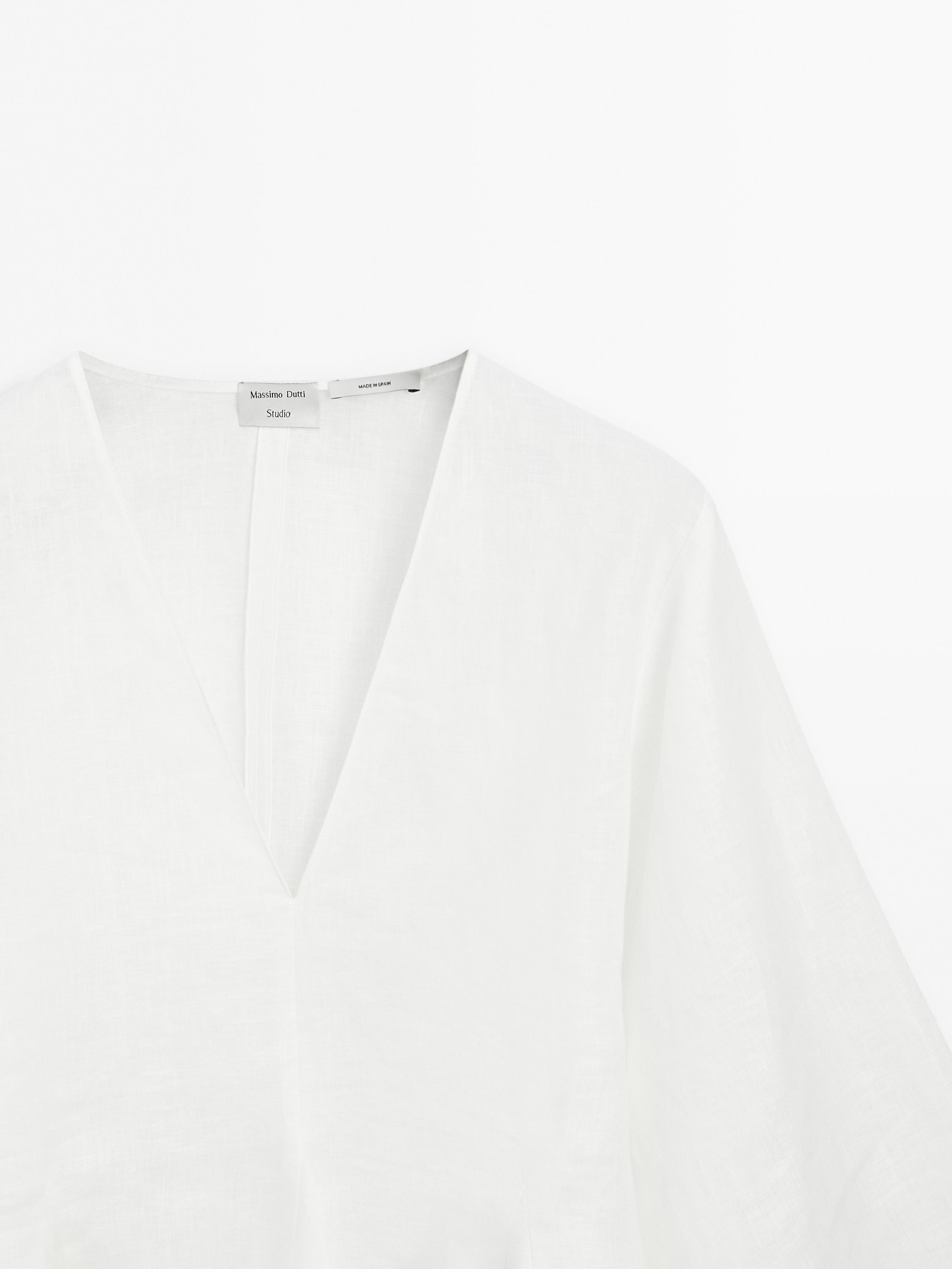 Blusa com pormenor de godé 100% linho - STUDIO