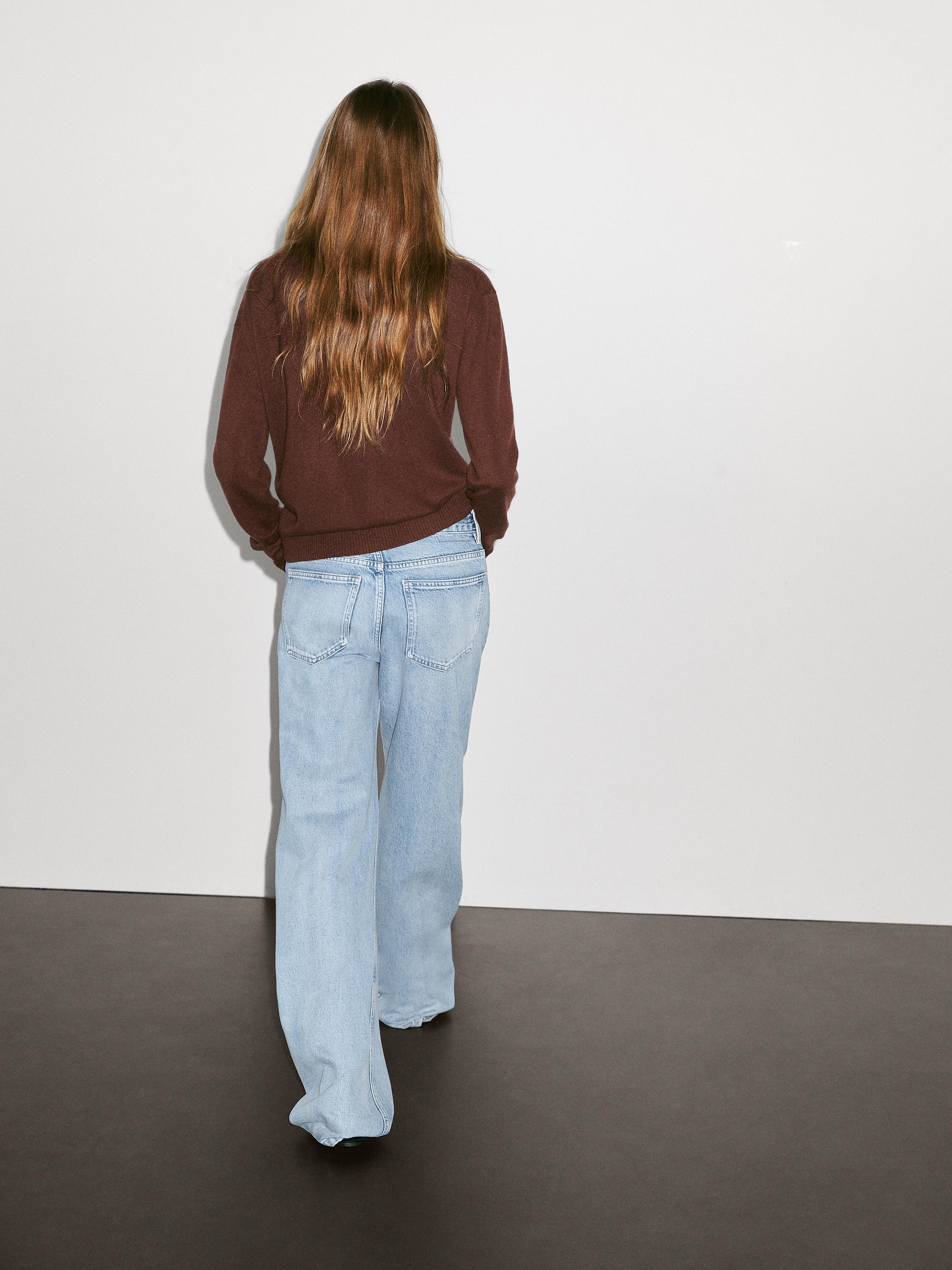 100% cashmere crew neck sweater