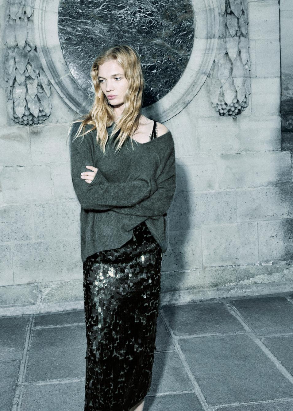 Wool and cashmere V-neck knit sweater
