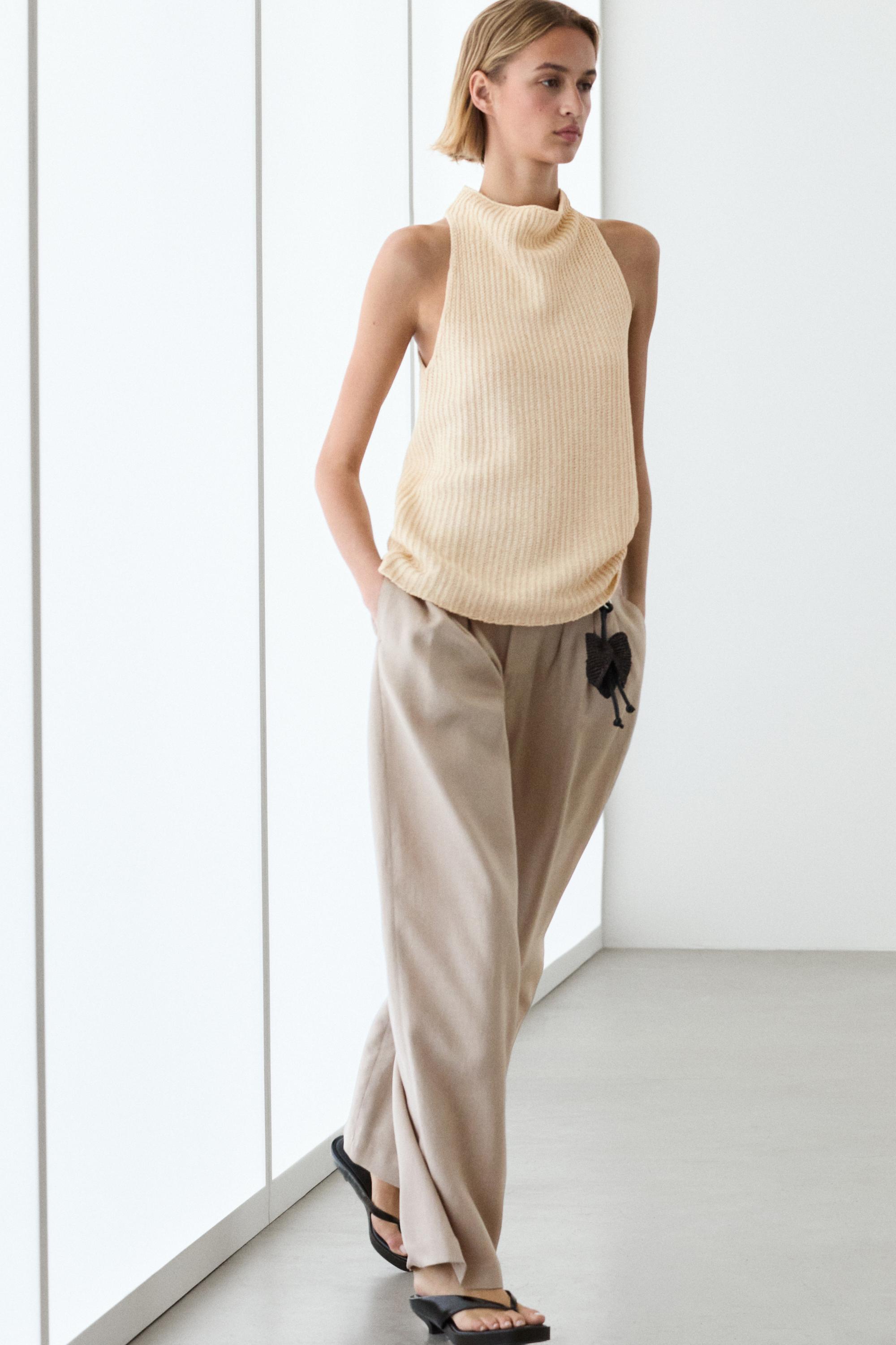 Wide-leg pleated linen trousers — STONE