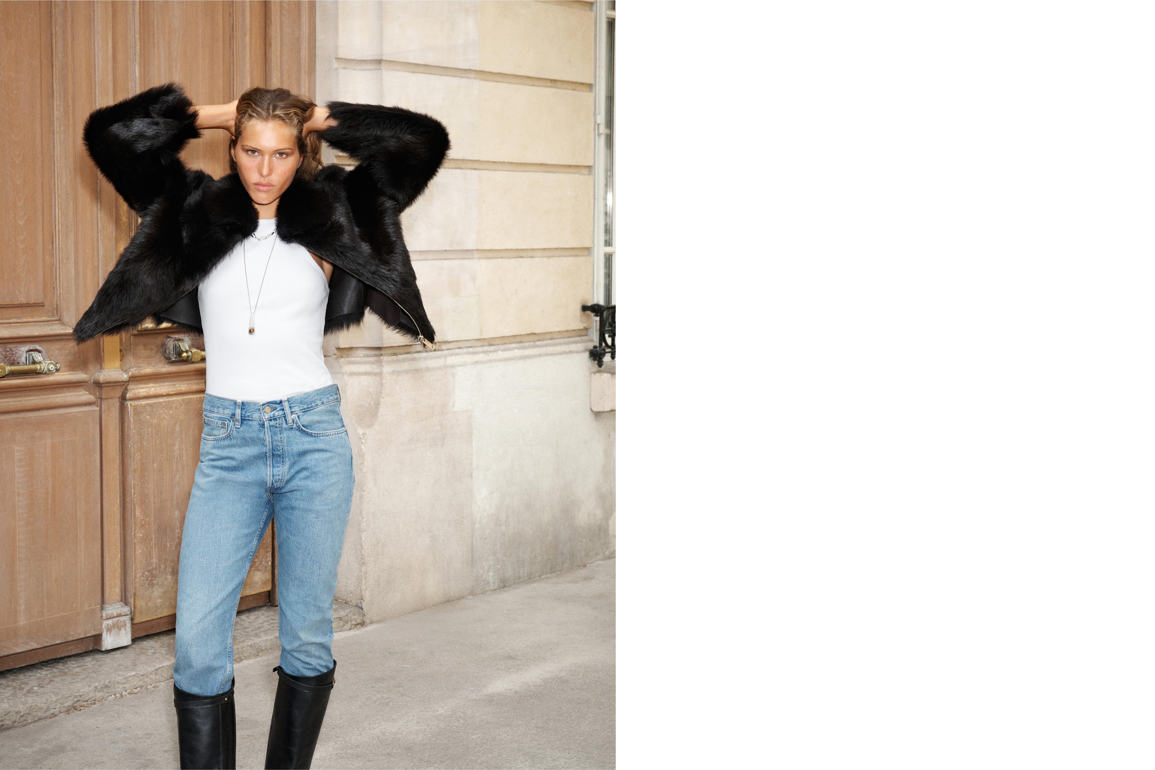 Short leather jacket with fur — BROWN