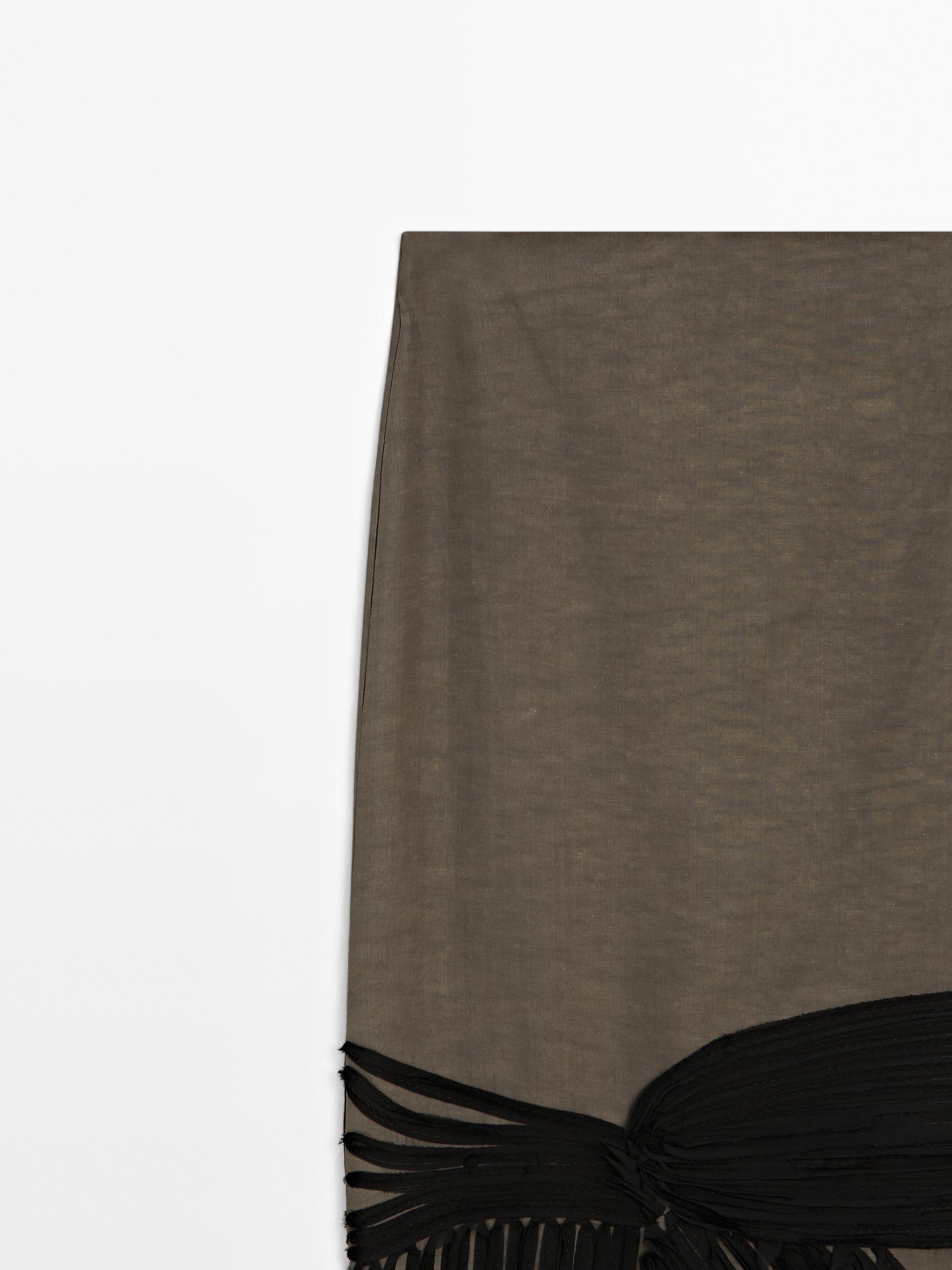 Midi skirt with contrasting trims