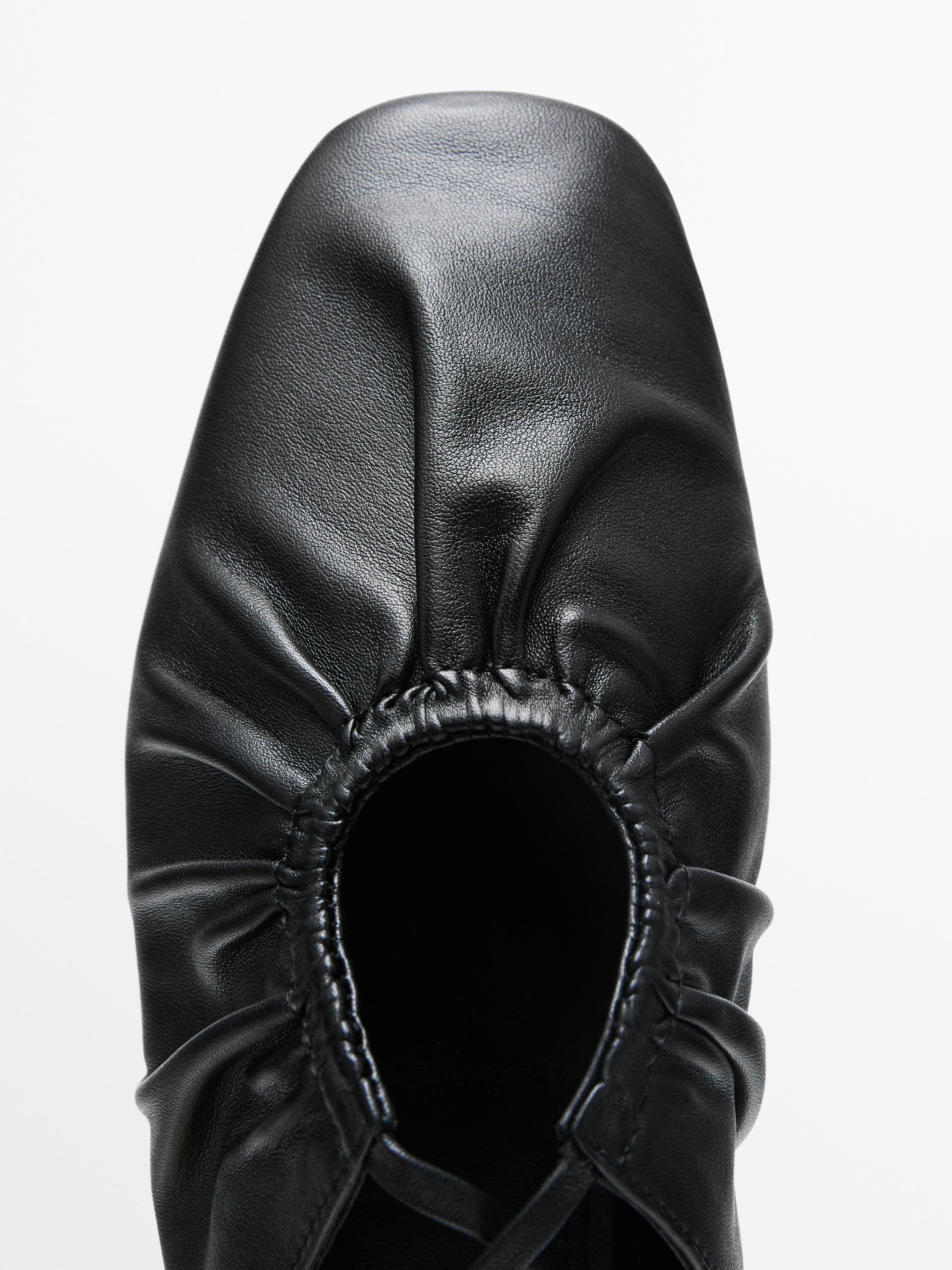 Wiązane balerinki ze skóry nappa na płaskiej podeszwie