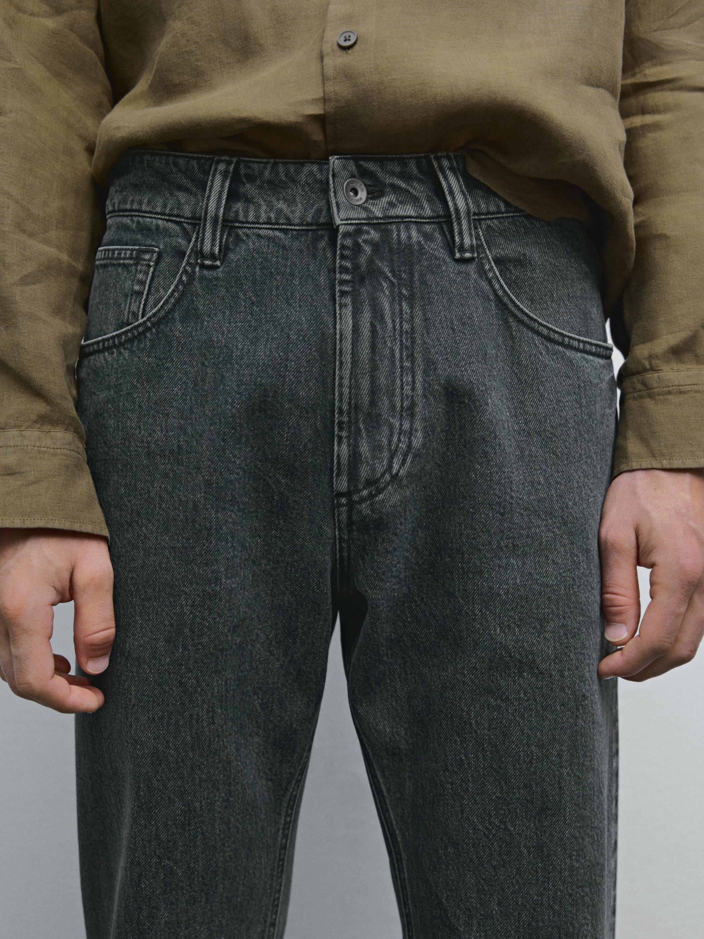 Wide-leg jeans