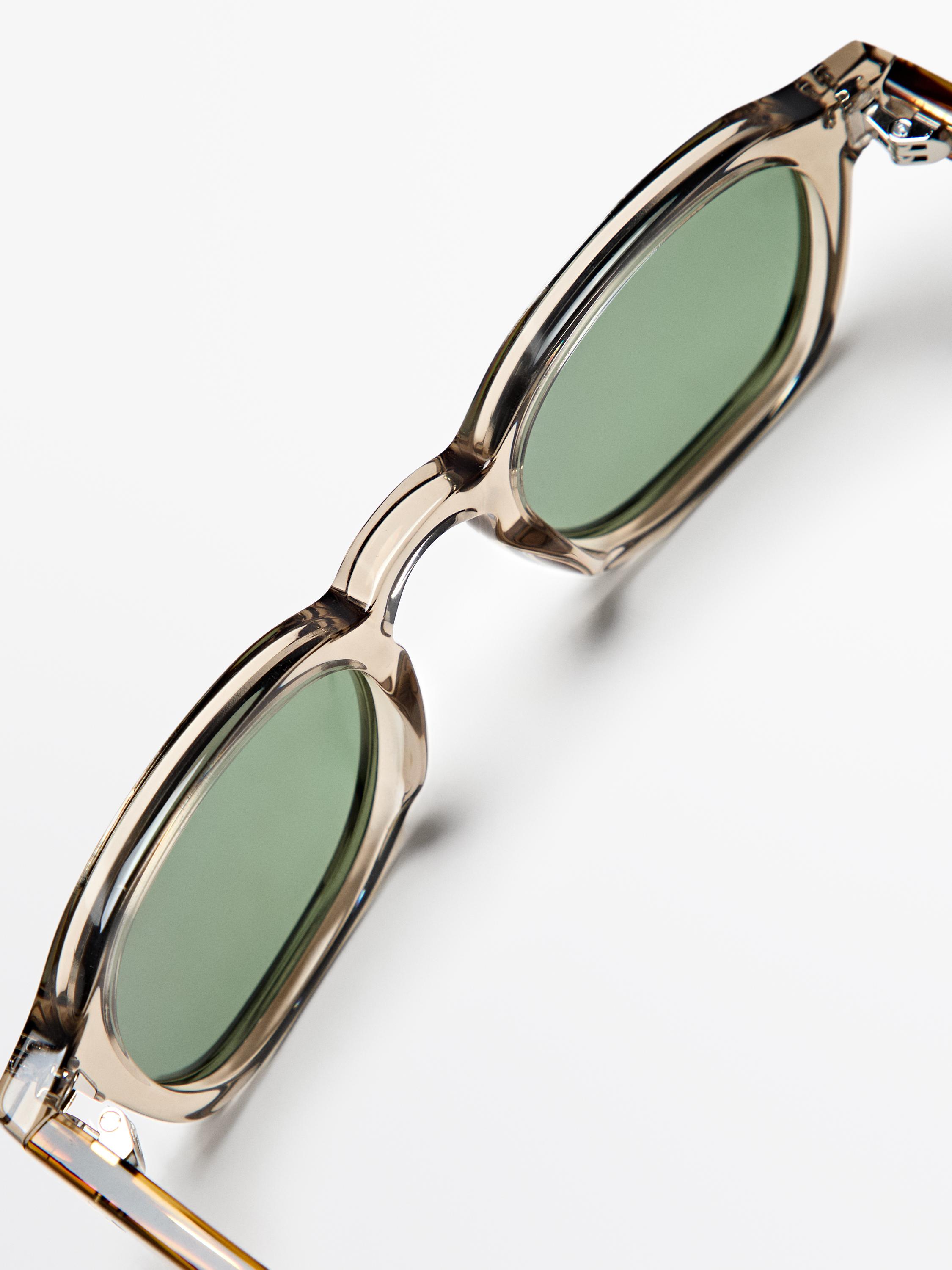 Round sunglasses — Yellow