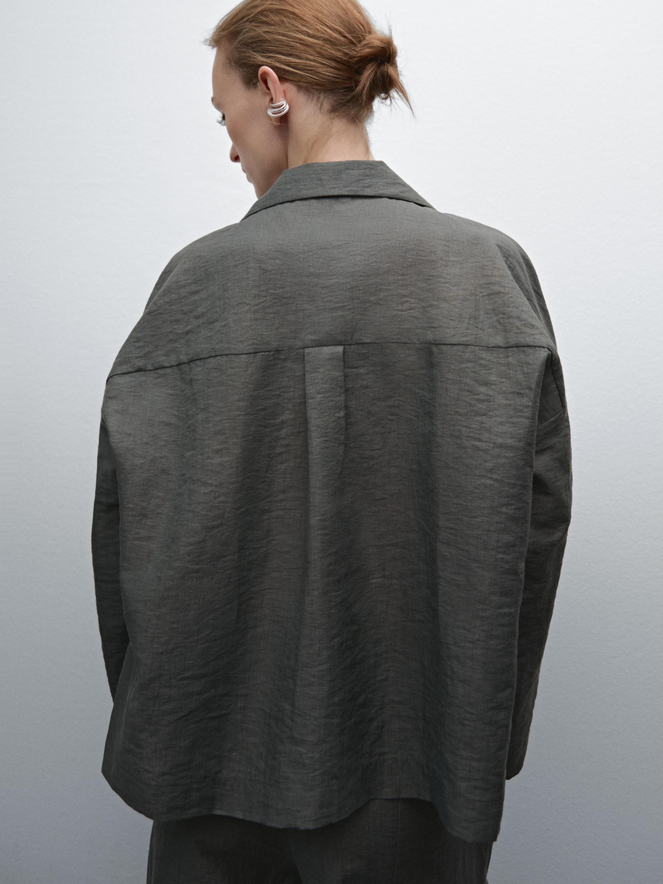 Short linen blend overshirt with lapel collar