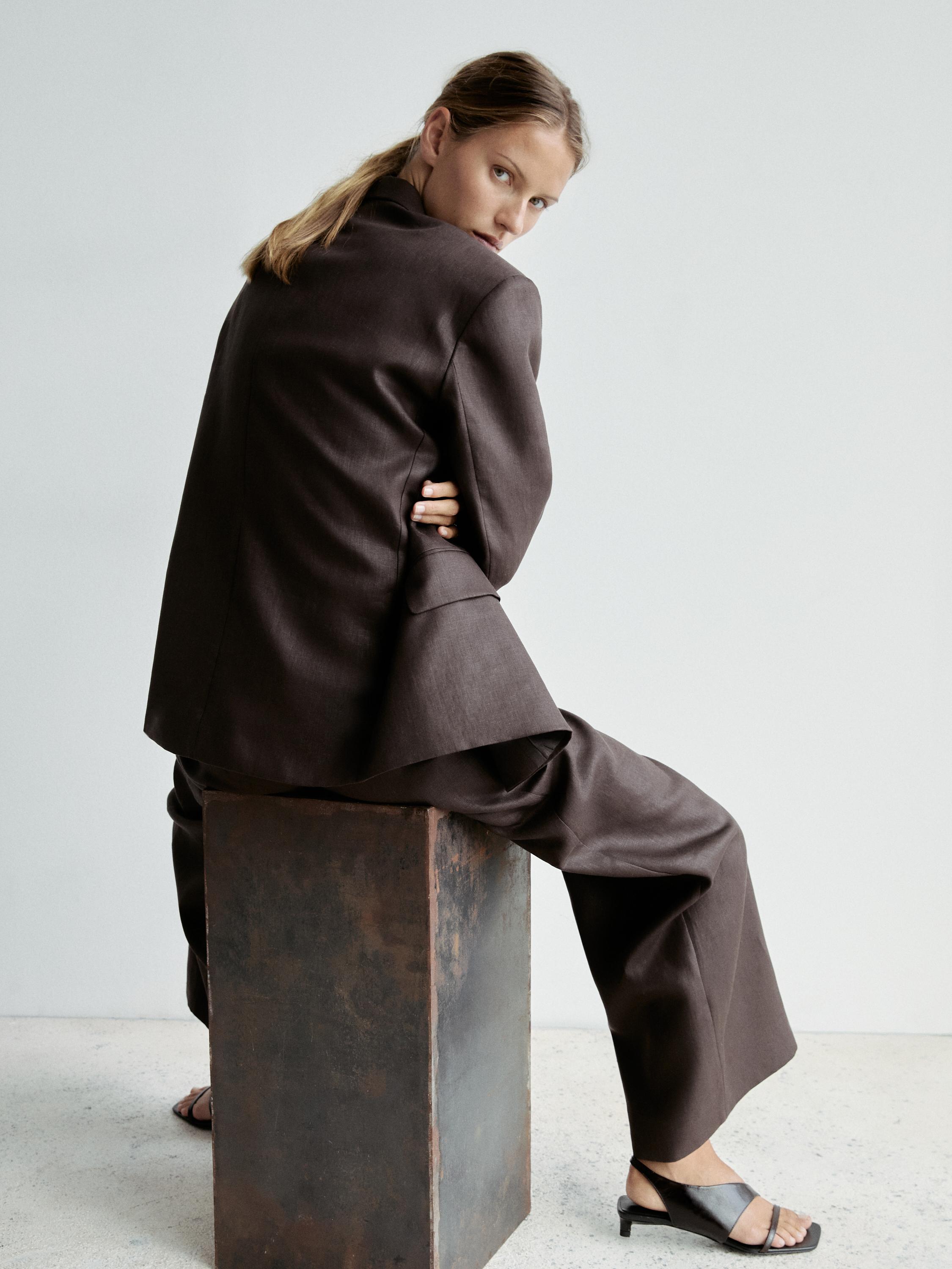 Asymmetric heeled sandals