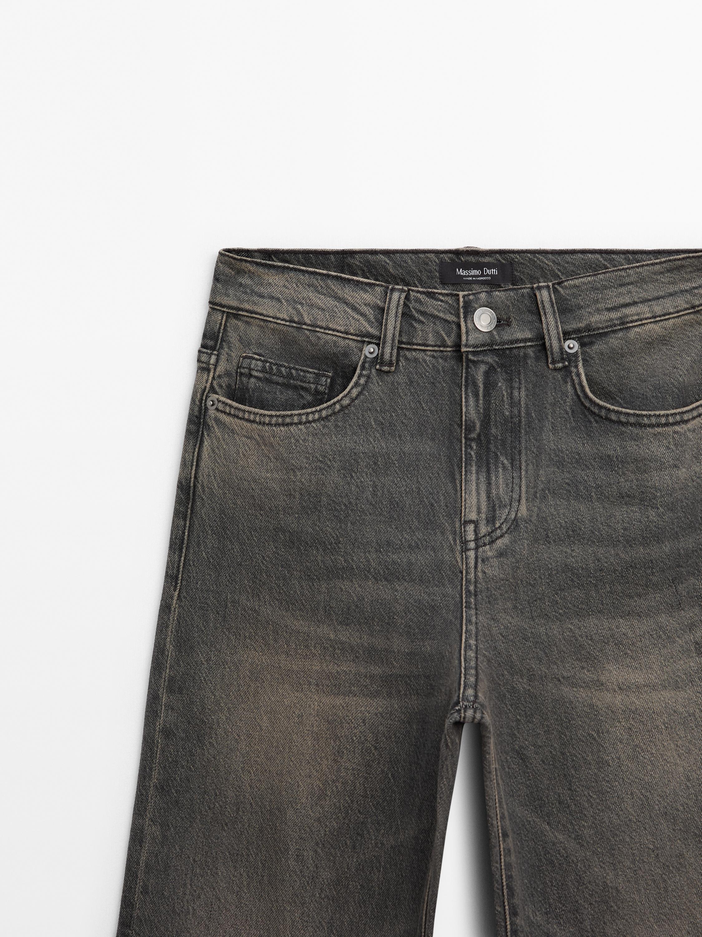 Mid-rise bell bottom jeans