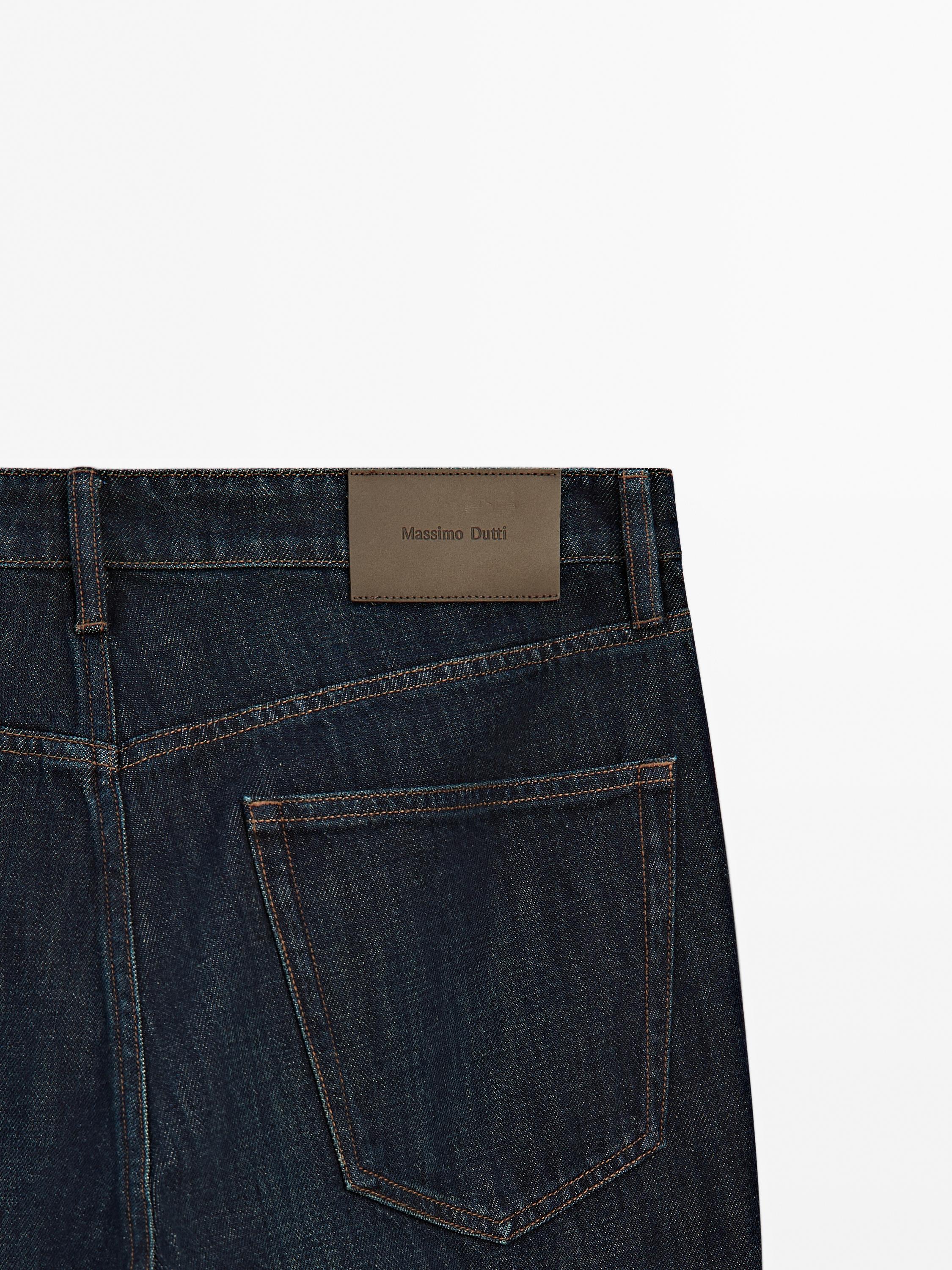 Tapered fit jeans