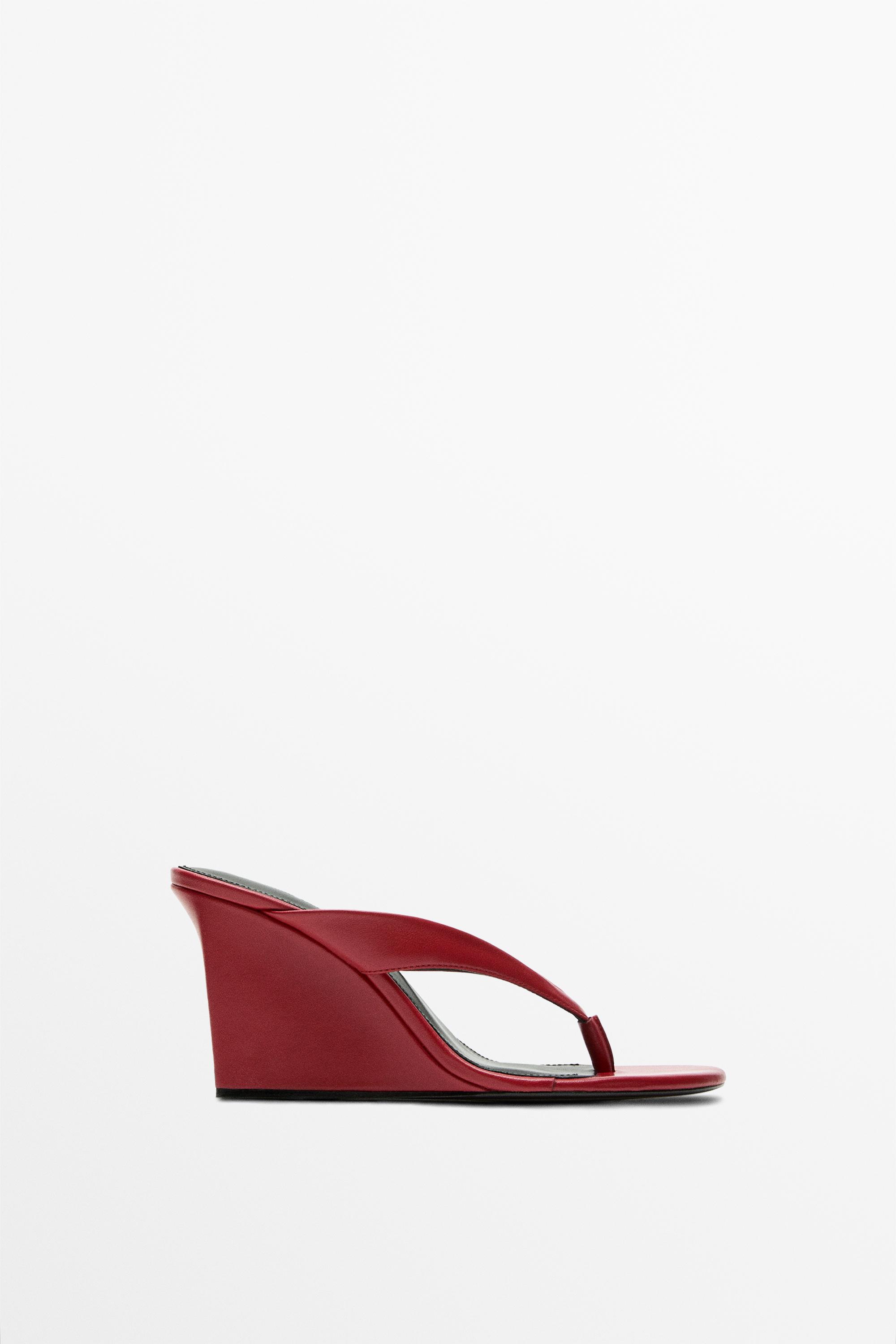Leather wedges with toe divider