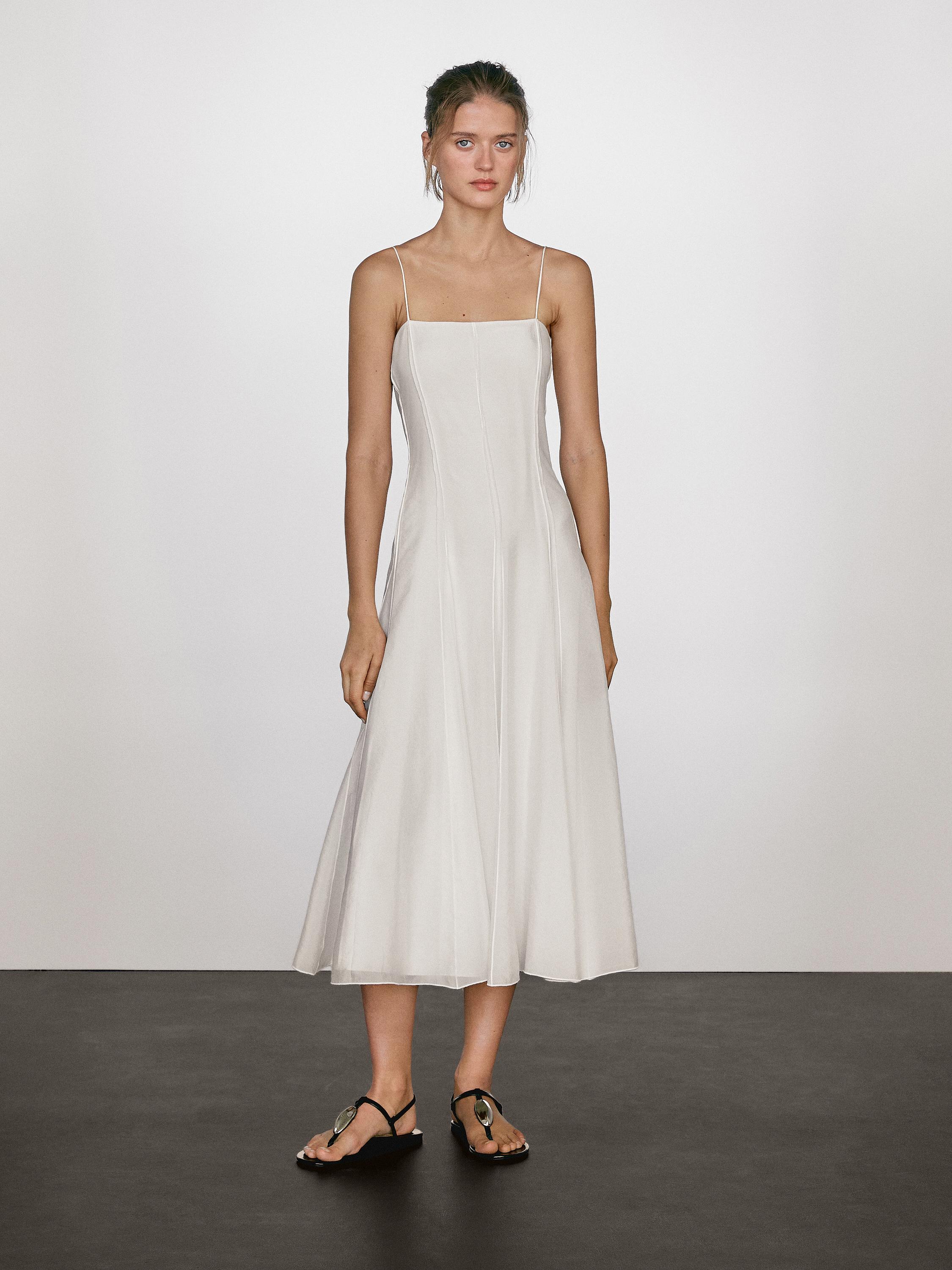 Robe longue fluide à bretelles