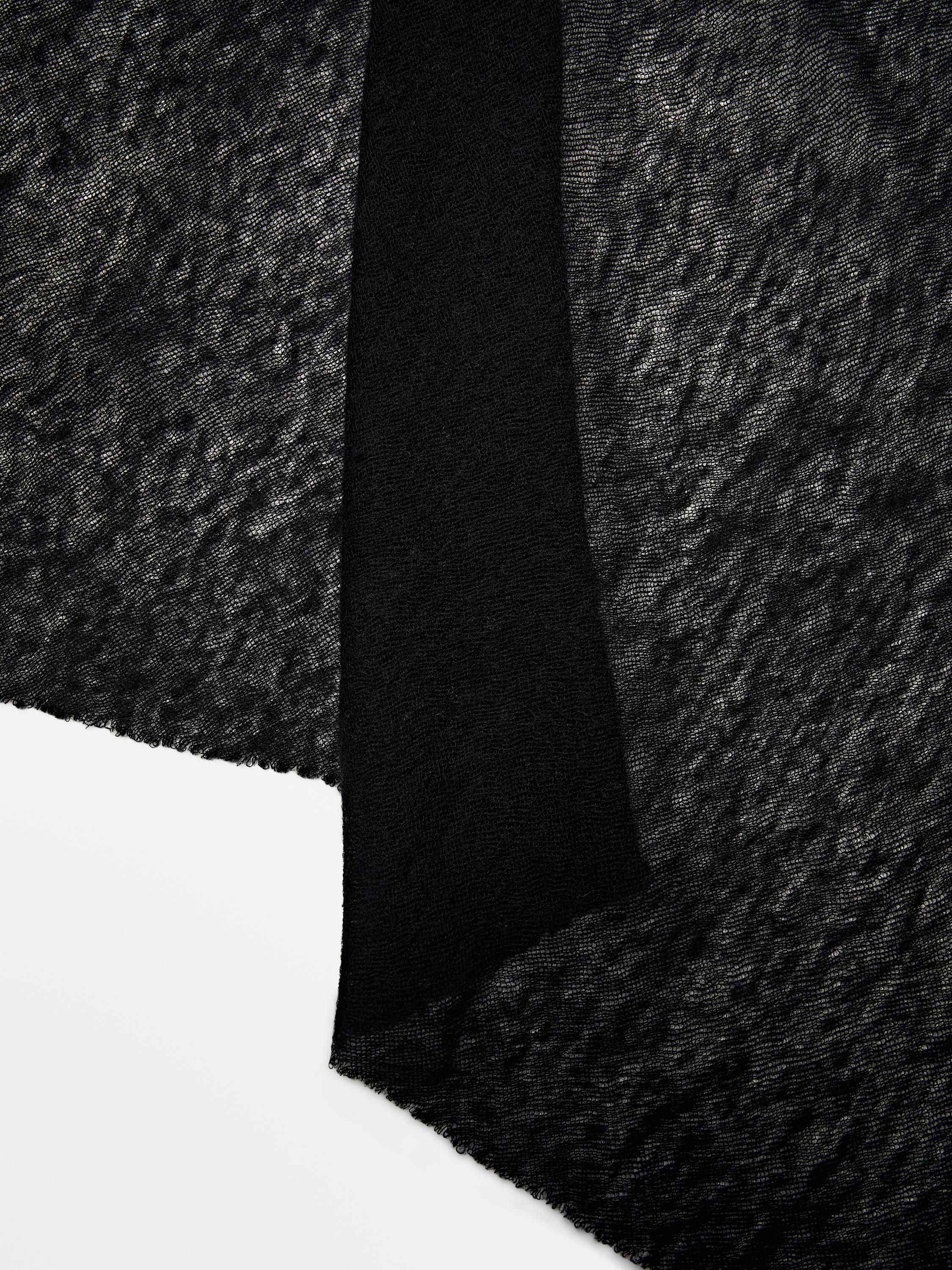 100% cashmere scarf