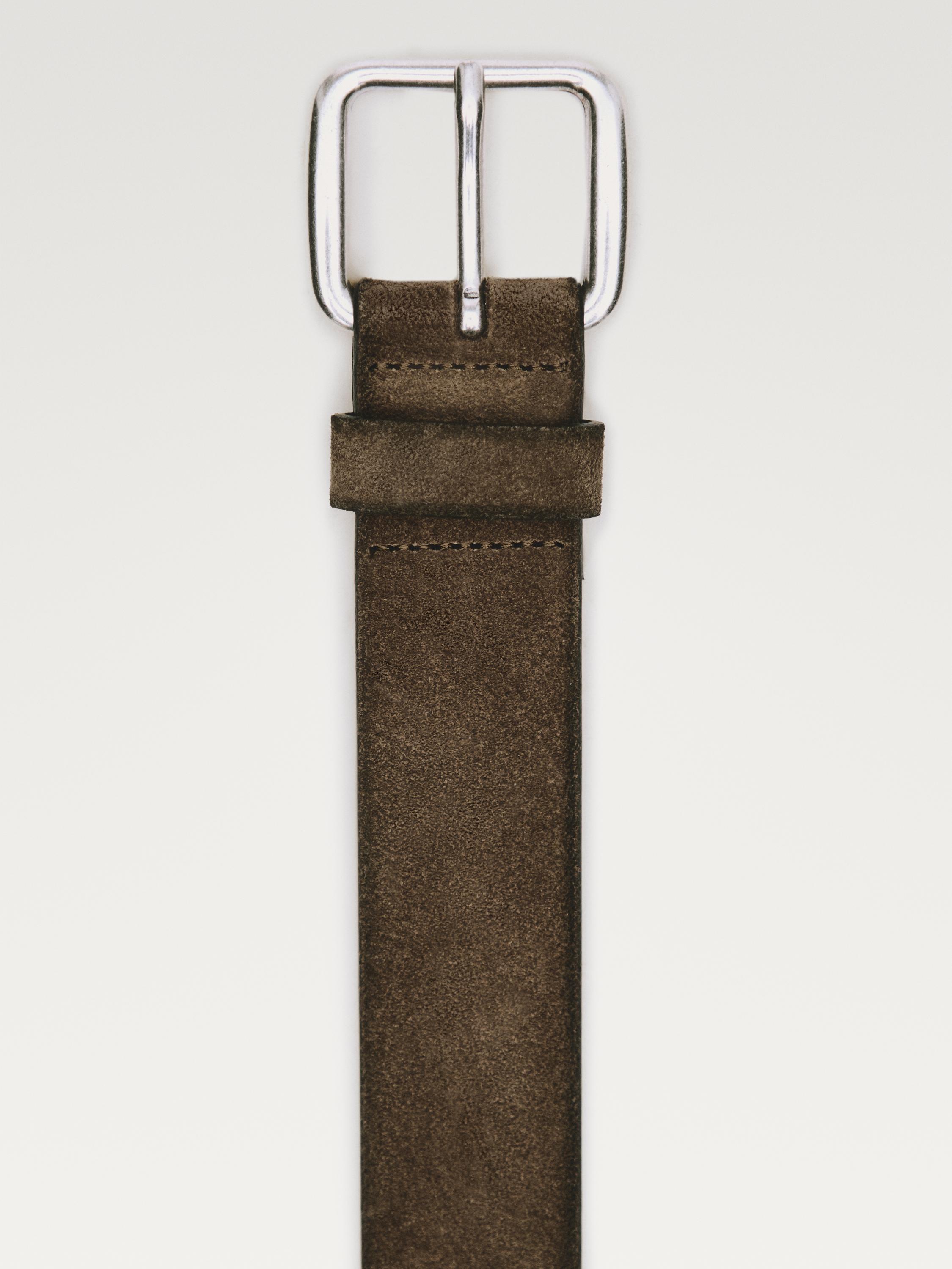 Shaded split leather belt