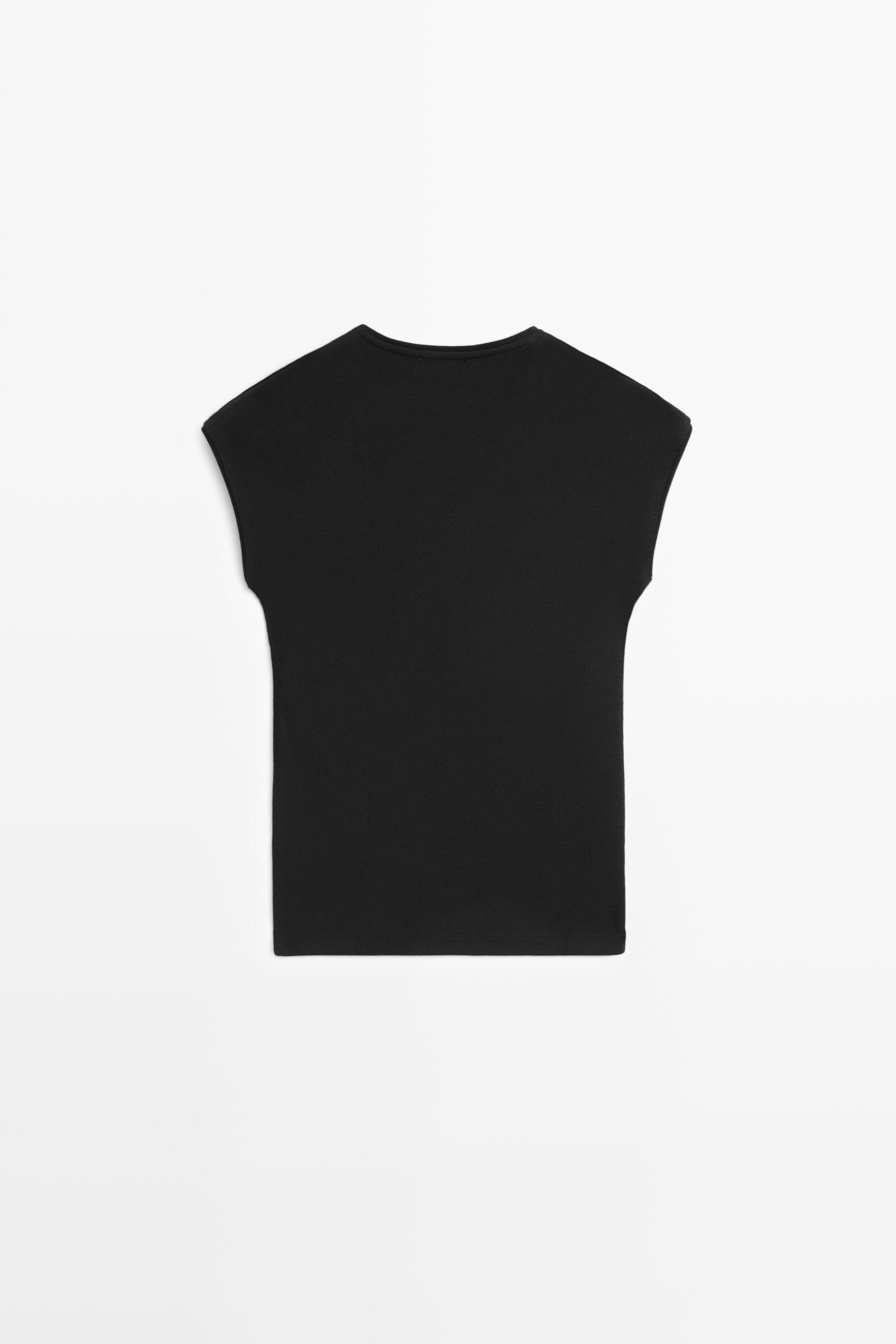 V-neck T-shirt — BLACK